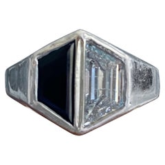 Bague vintage en or blanc 18 carats, onyx et diamants de 1,27 carat