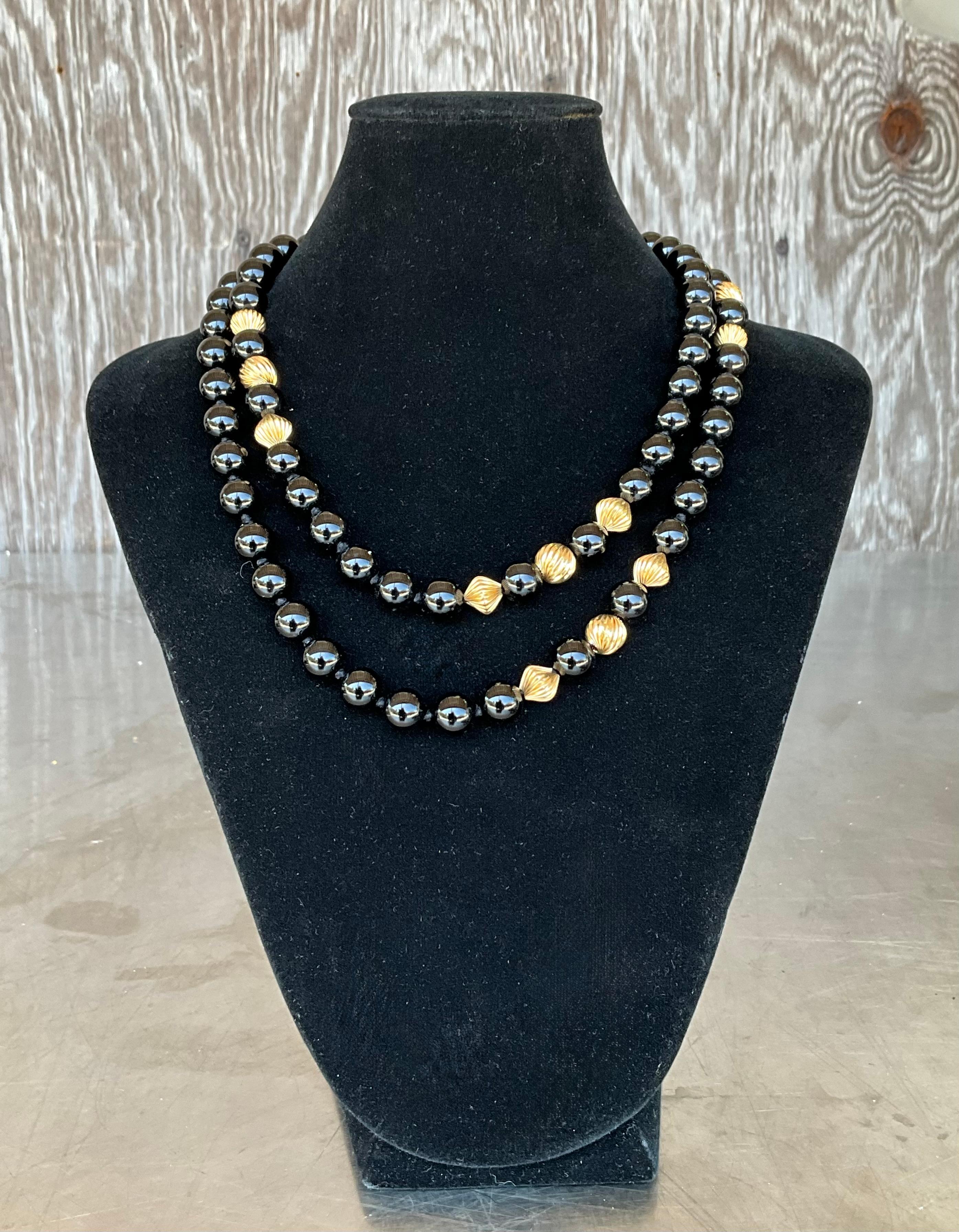 Collar vintage de cuentas gruesas de ónix y oro embellecido de 14k con cierre en Bueno estado para la venta en Lake Worth Beach, FL