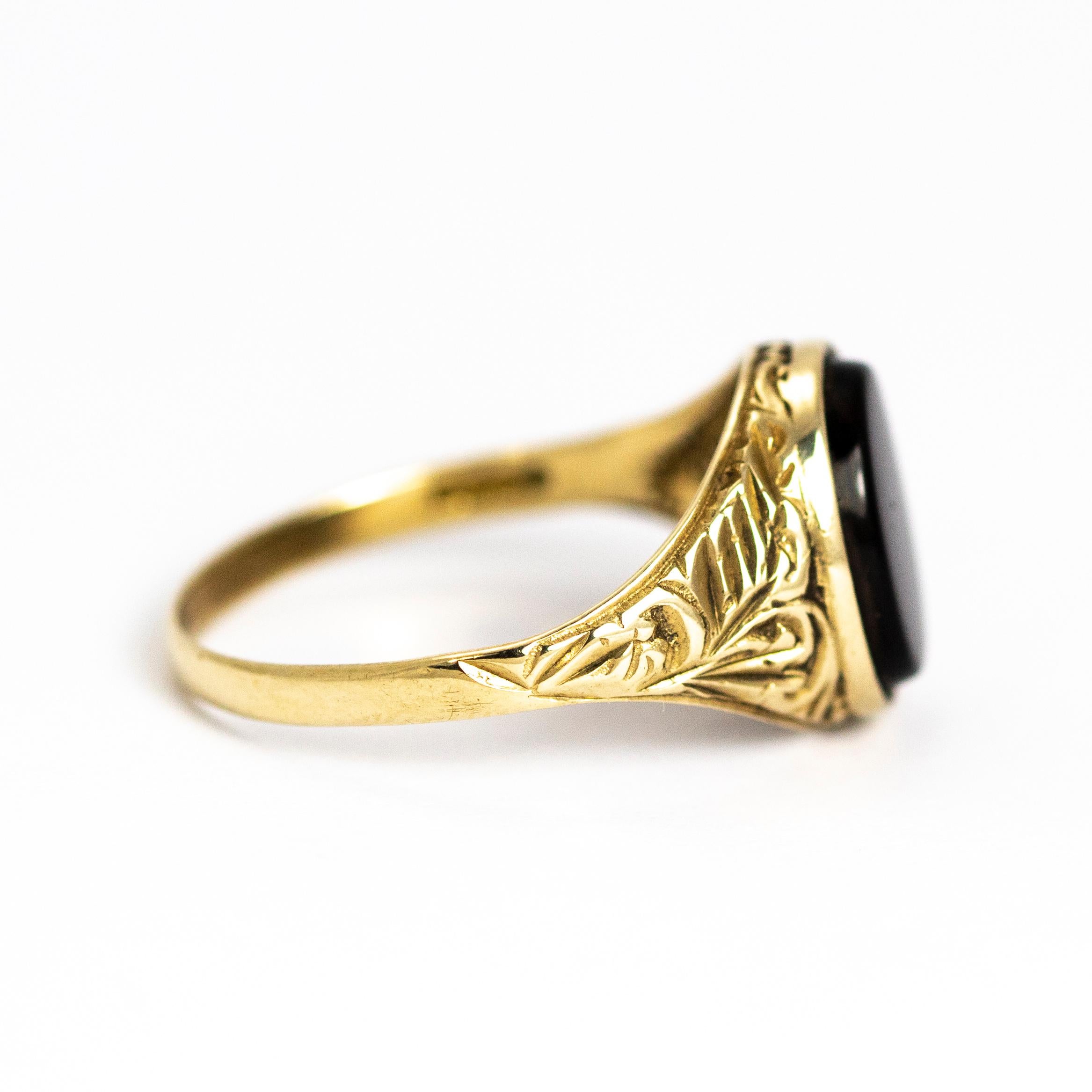 Women's or Men's Vintage Onyx 9 Karat Gold Signet Ring