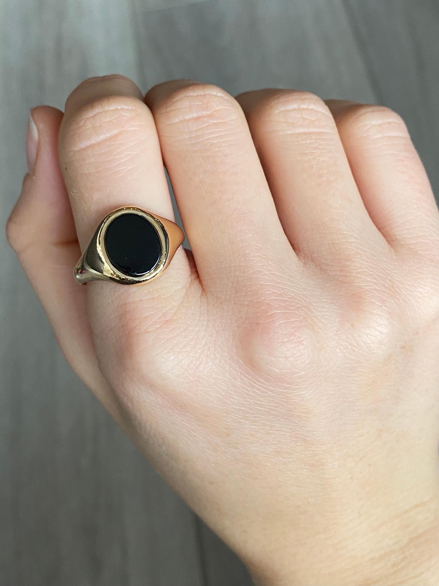 black onyx signet ring meaning