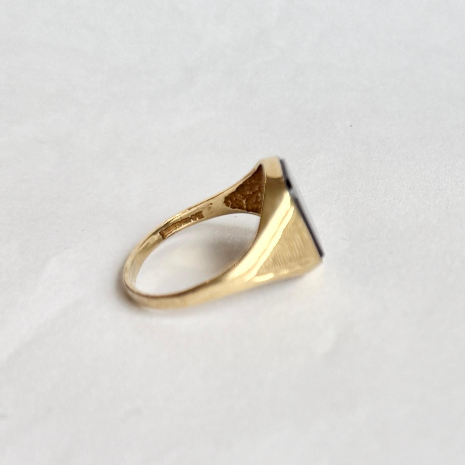 Square Cut Vintage Onyx and 9 Carat Gold Signet Ring For Sale