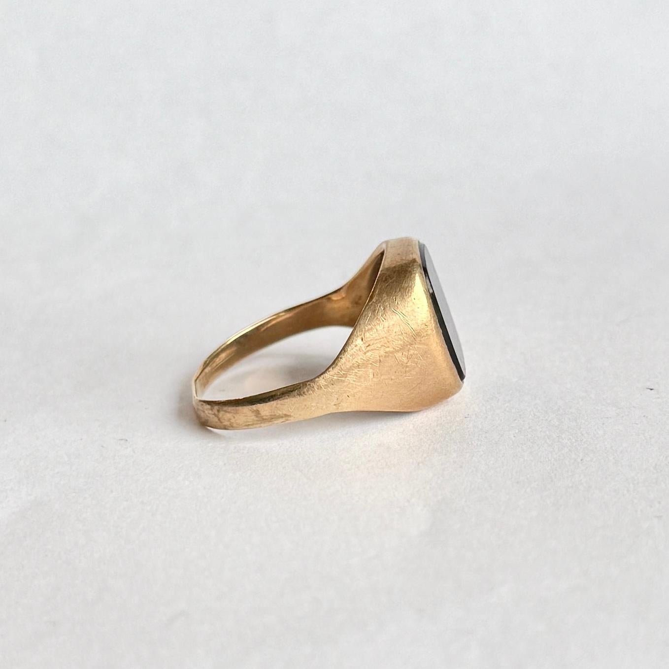 Oval Cut Vintage Onyx and 9 Carat Gold Signet Ring For Sale