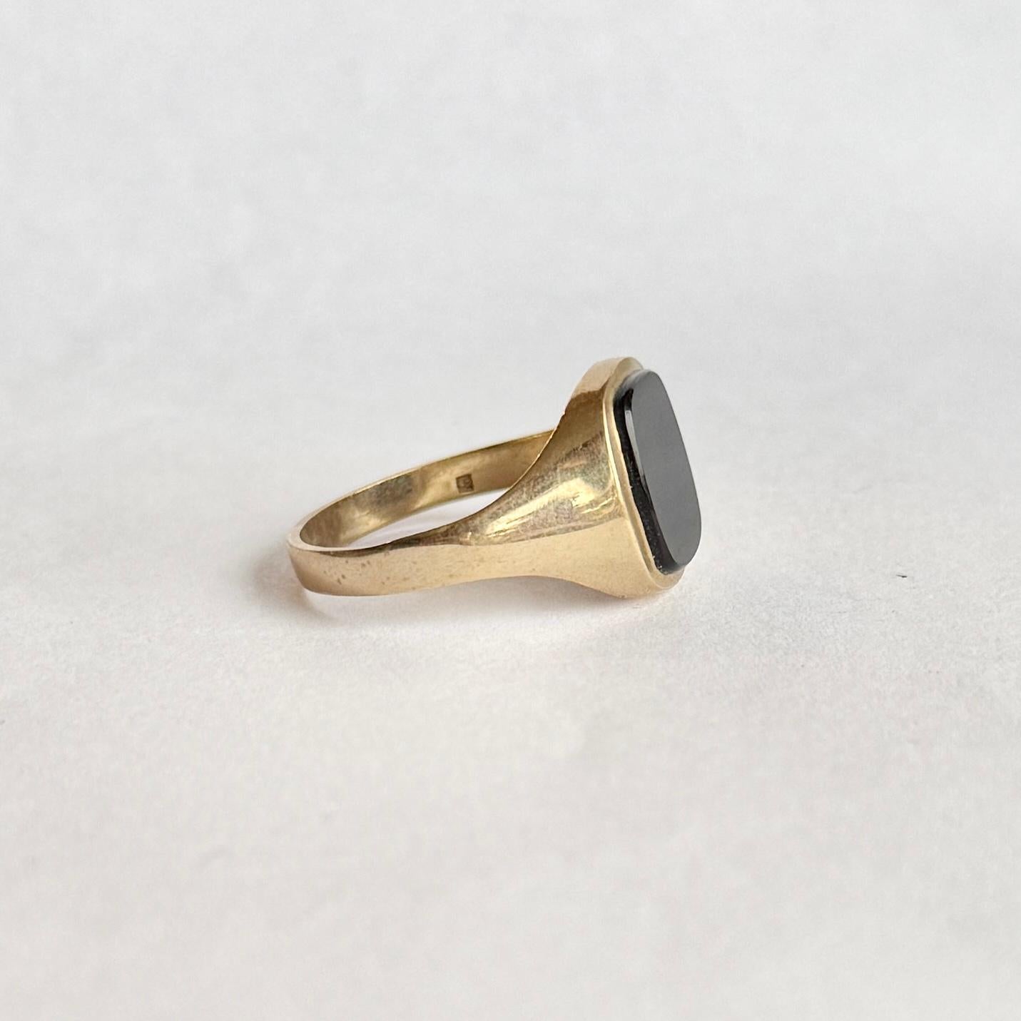 Women's or Men's Vintage Onyx and 9 Carat Gold Signet Ring