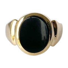 Vintage Onyx and 9 Carat Gold Signet Ring
