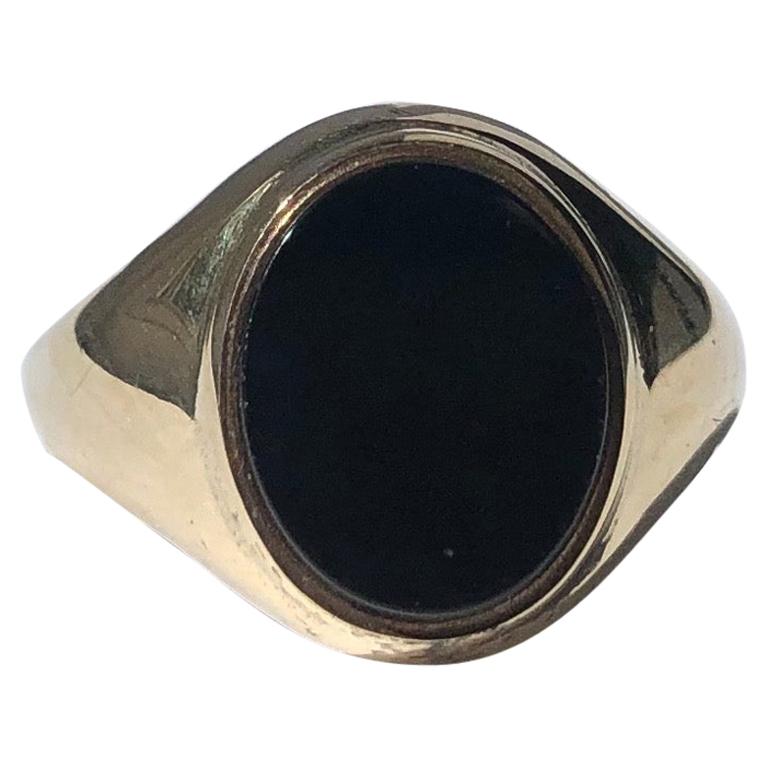 Vintage Onyx and 9 Carat Gold Signet Ring