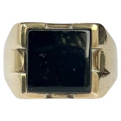 Used Onyx and 9 Carat Gold Signet Ring