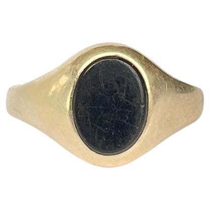 Vintage Onyx and 9 Carat Gold Signet Ring For Sale