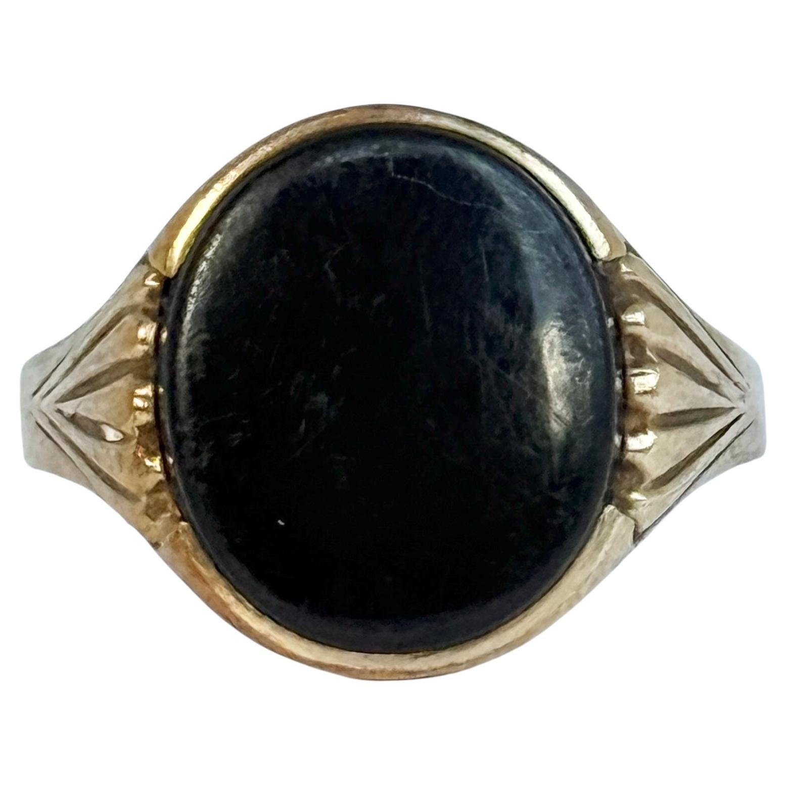 Siegelring aus Onyx und 9 Karat Gold
