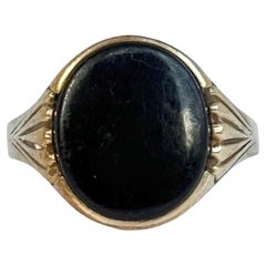 Siegelring aus Onyx und 9 Karat Gold
