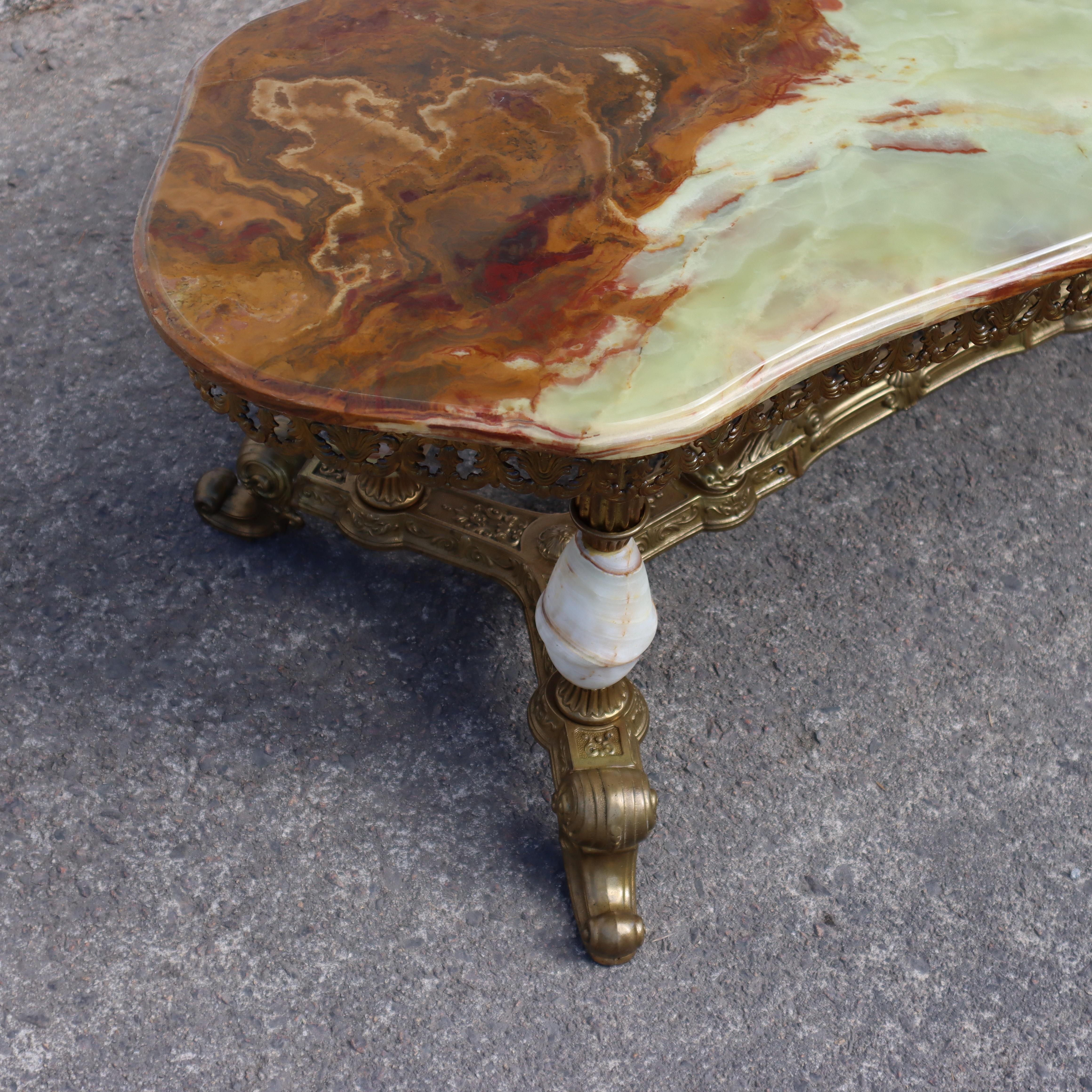 Mesa baja vintage de ónice y latón-Mesa de salón-Mesa de cóctel-Estilo rococó-60 6