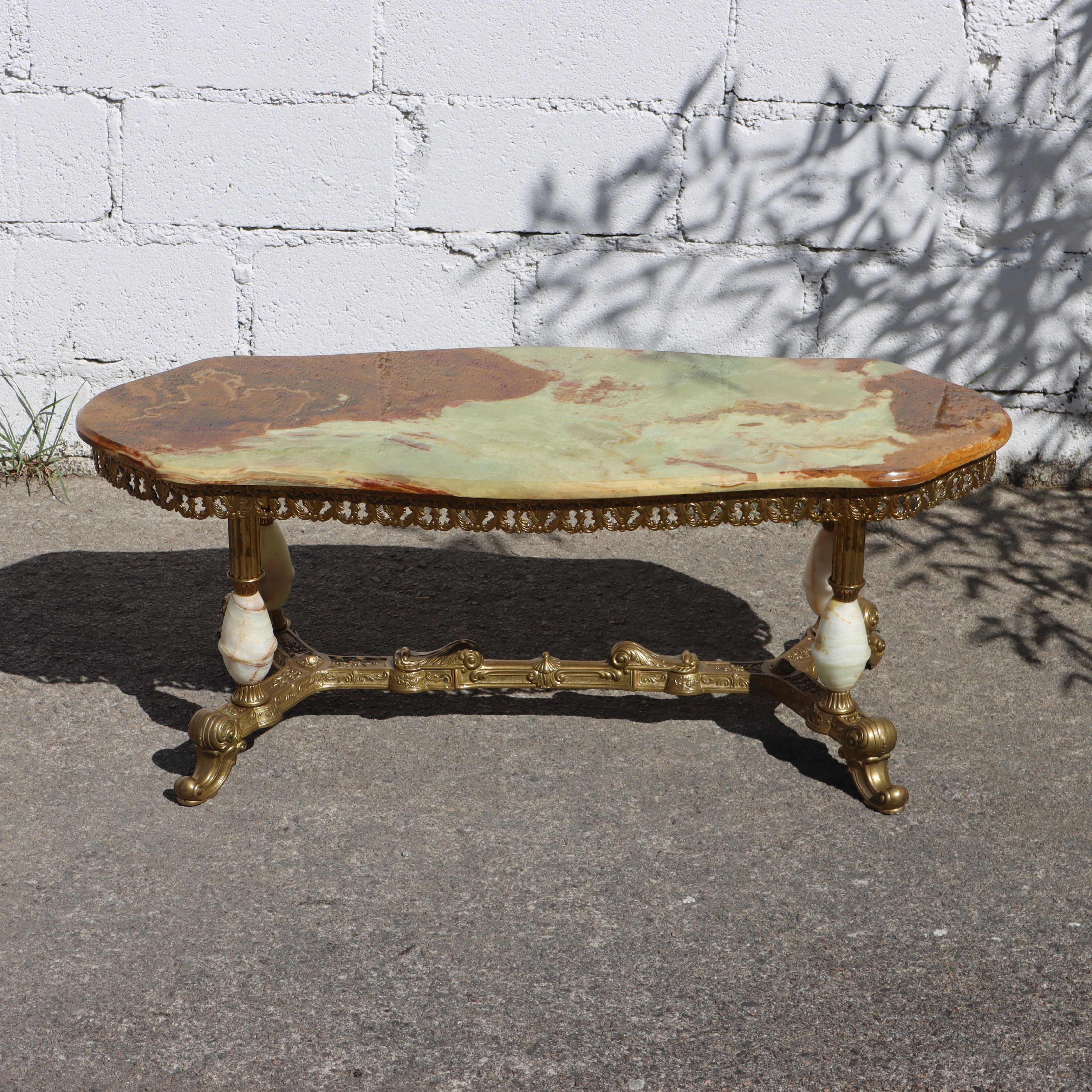 Mesa baja vintage de ónice y latón-Mesa de salón-Mesa de cóctel-Estilo rococó-60 Vaciado