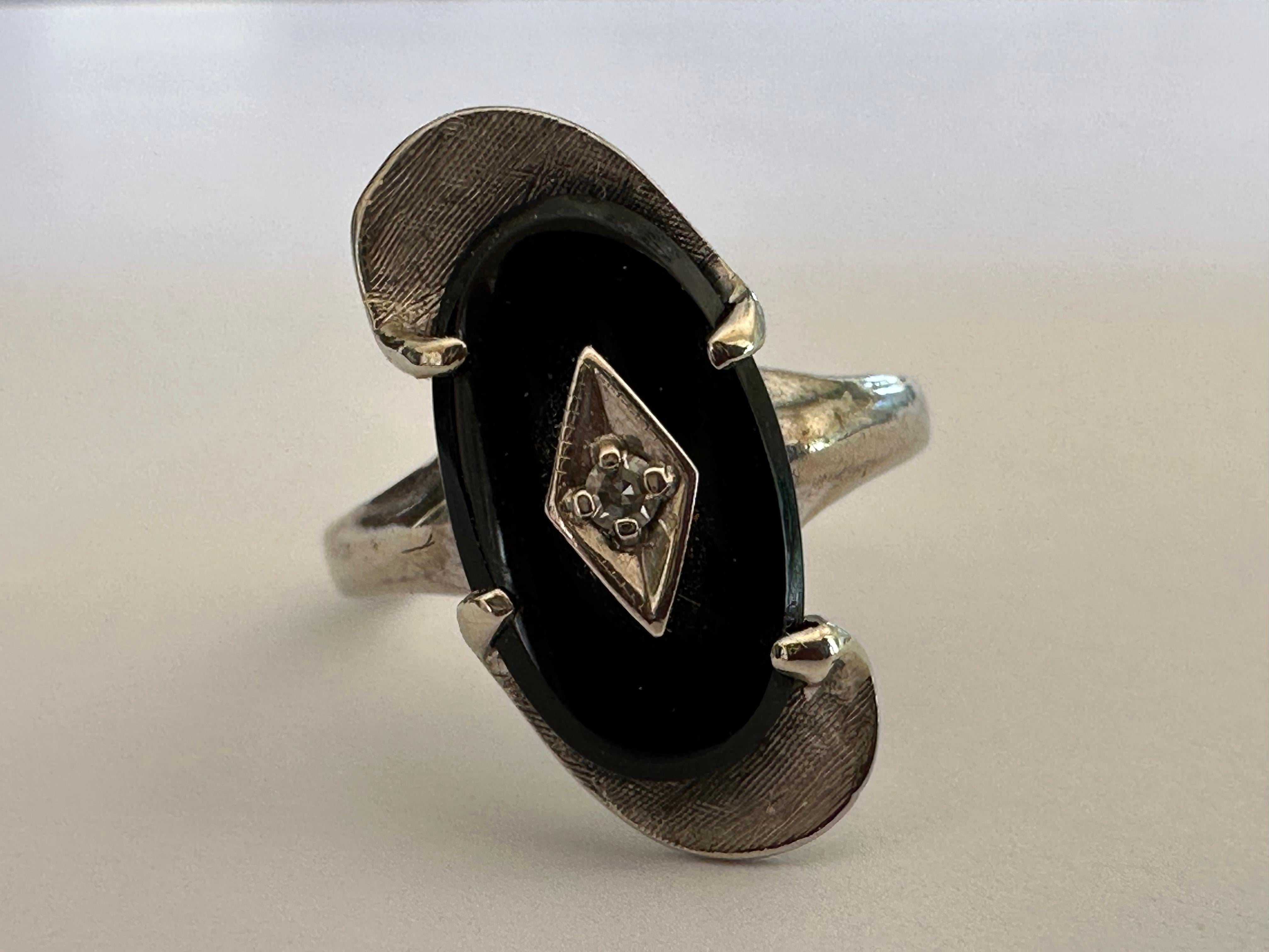 Vintage Onyx and Diamond Ring  For Sale 1
