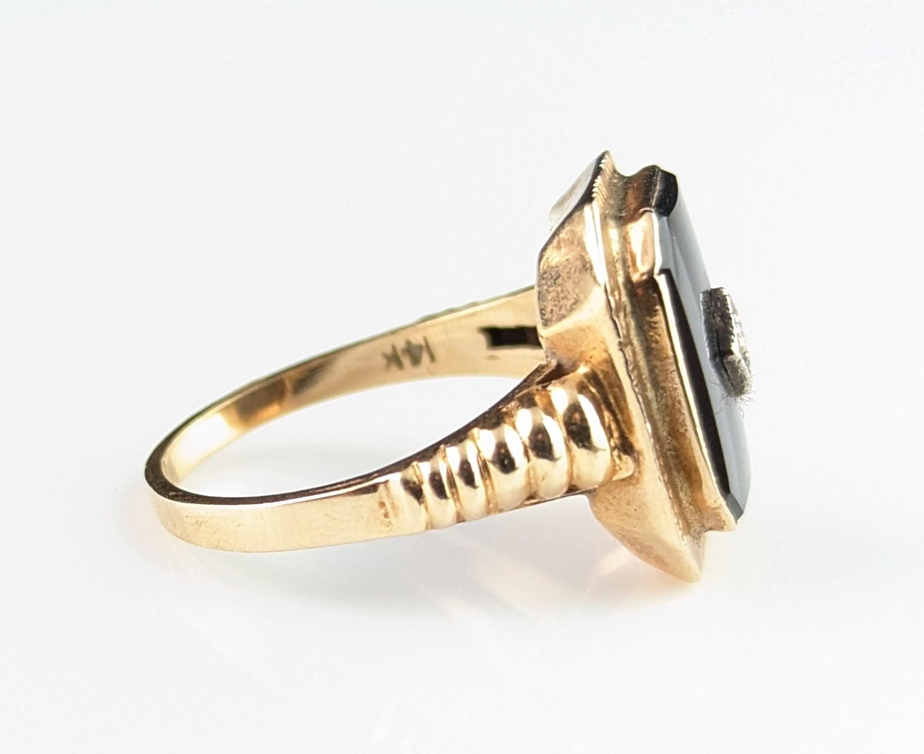 Vintage Onyx and Diamond signet ring, 14k yellow gold 6