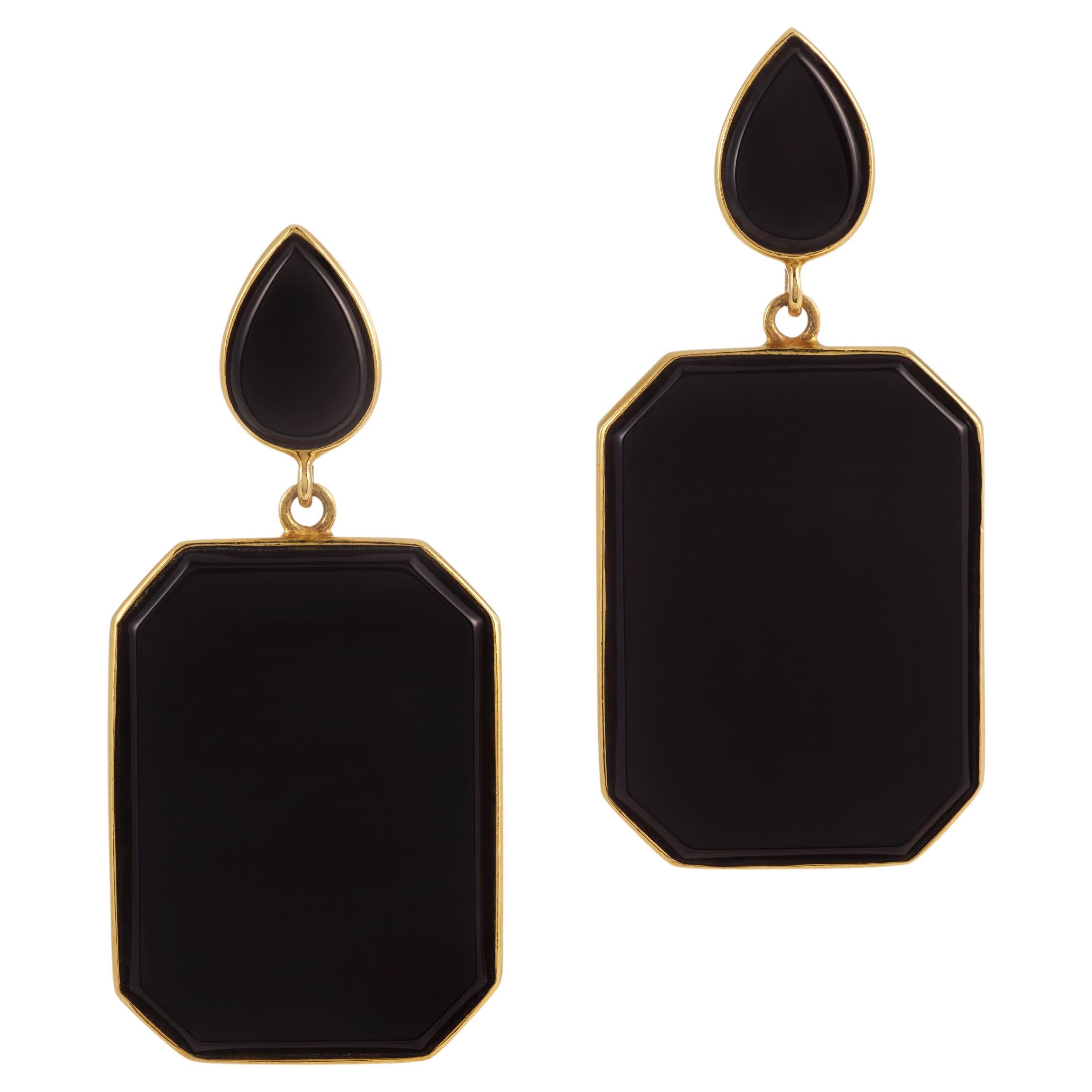 Vintage Onyx Dangle Earrings set in Yellow Gold For Sale