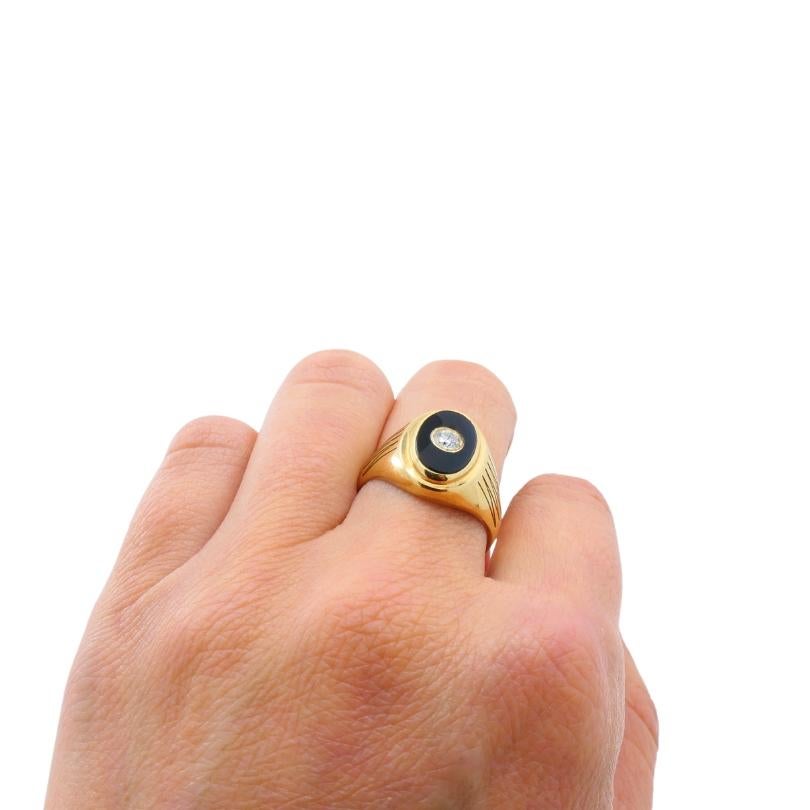 Oval Cut Vintage Onyx Diamond 14k Gold Signet Ring For Sale