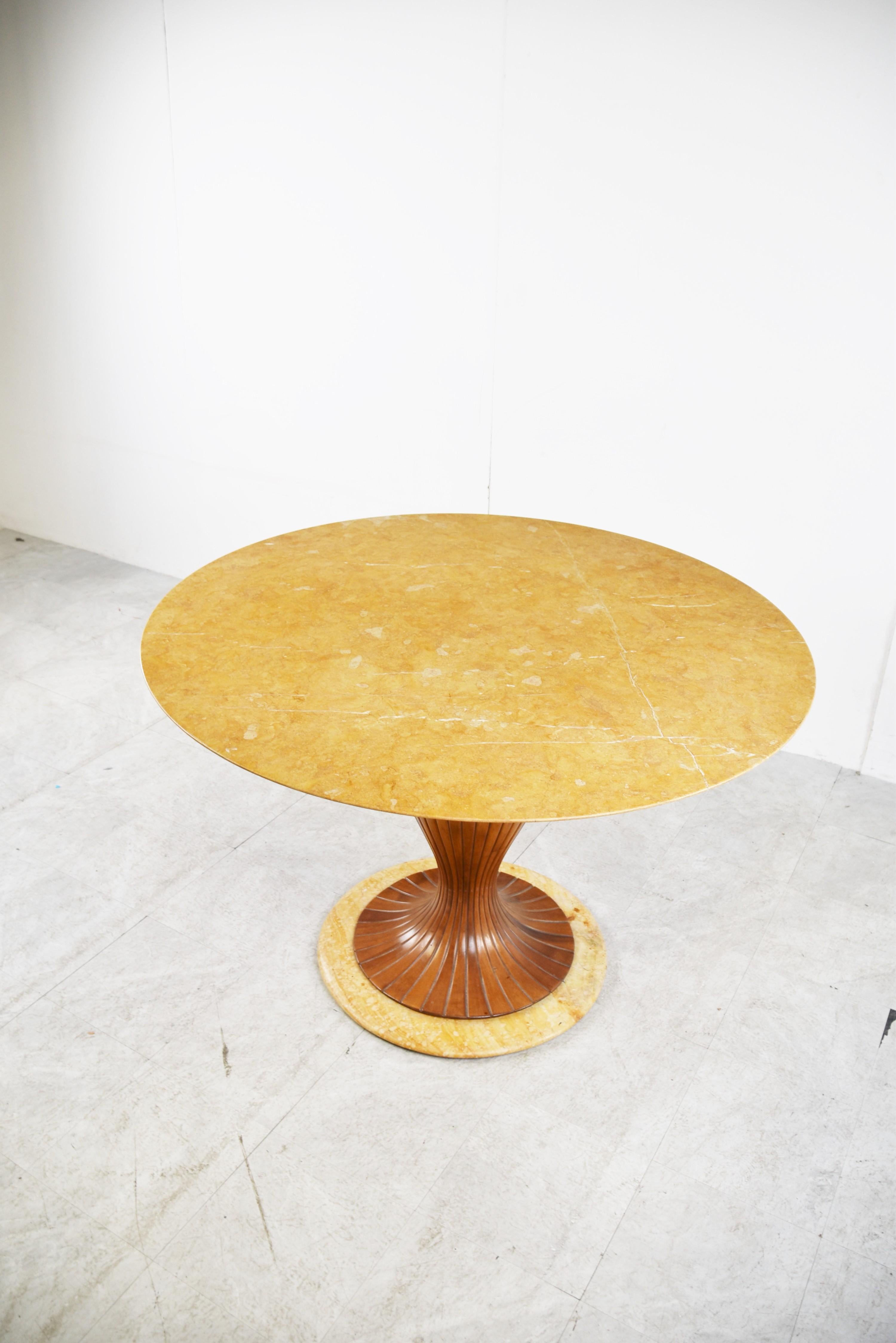 Table de salle à manger vintage en onyx de Vittorio Dassi, années 1950 en vente 1