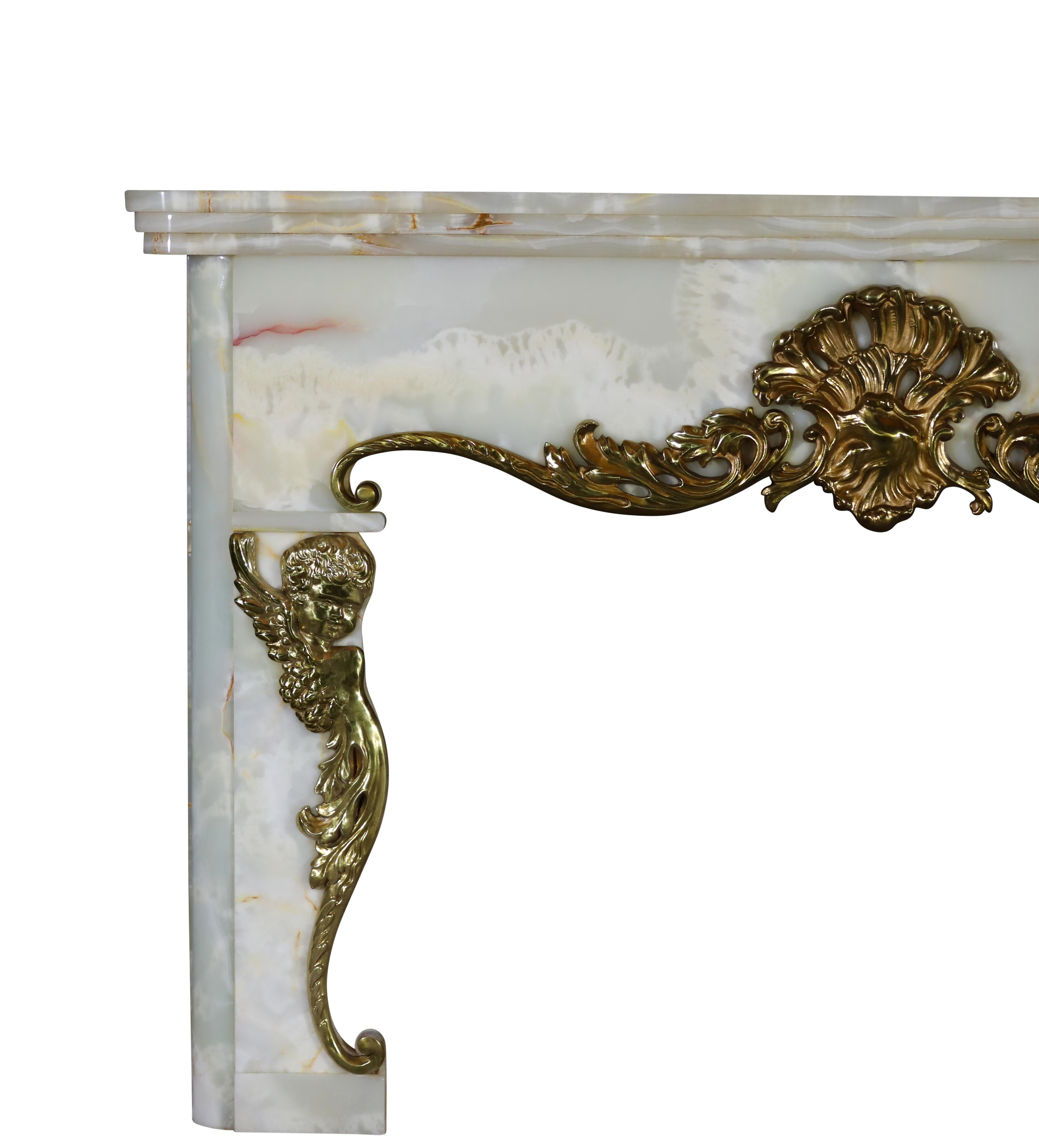 Onyx-Kaminumrandung Vintage aus Belgien im Zustand „Hervorragend“ im Angebot in Beervelde, BE
