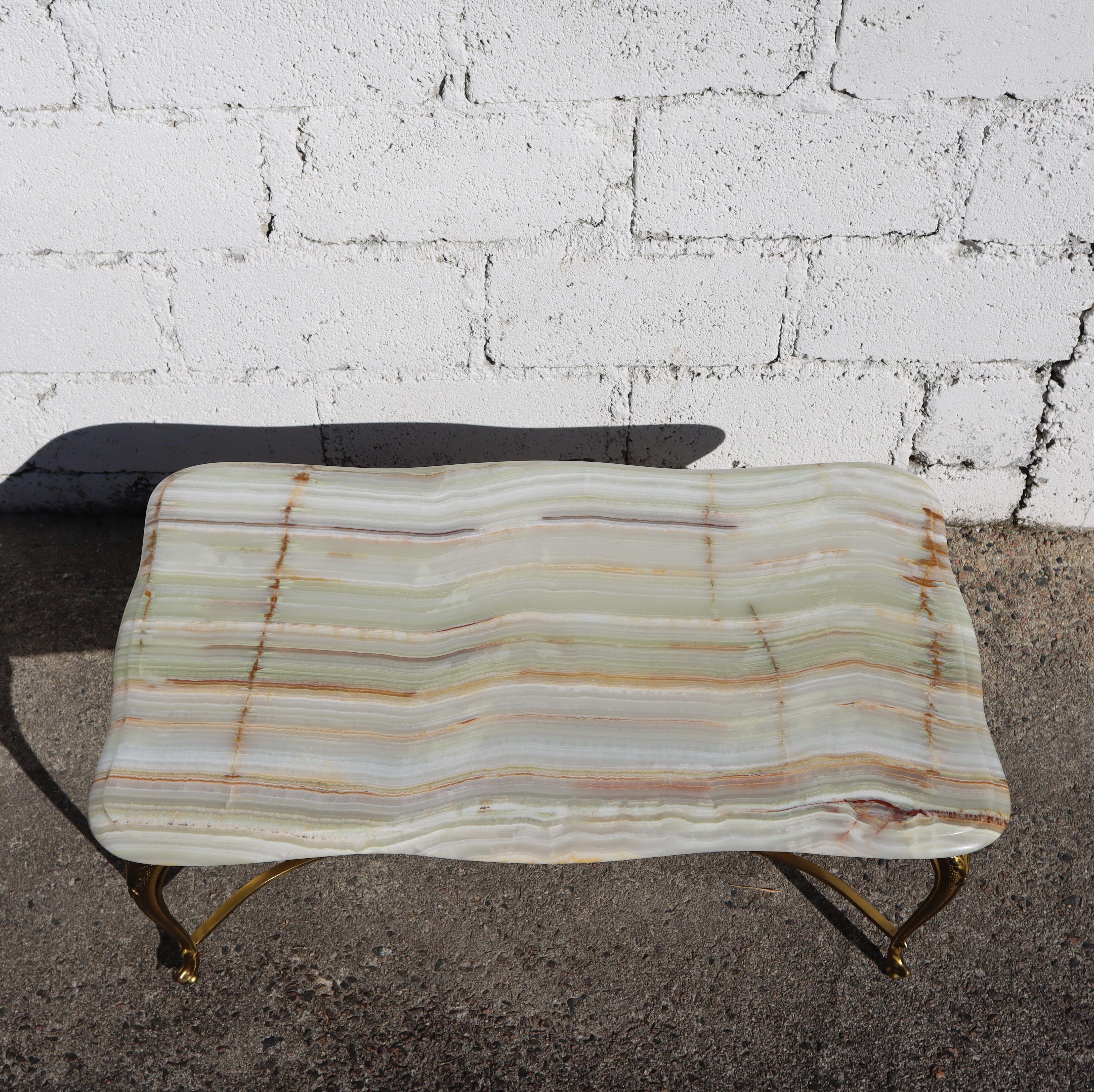 Vintage Onyx Marble and Brass Cocktail Table-Lounge Table Regency Style-70s en vente 4