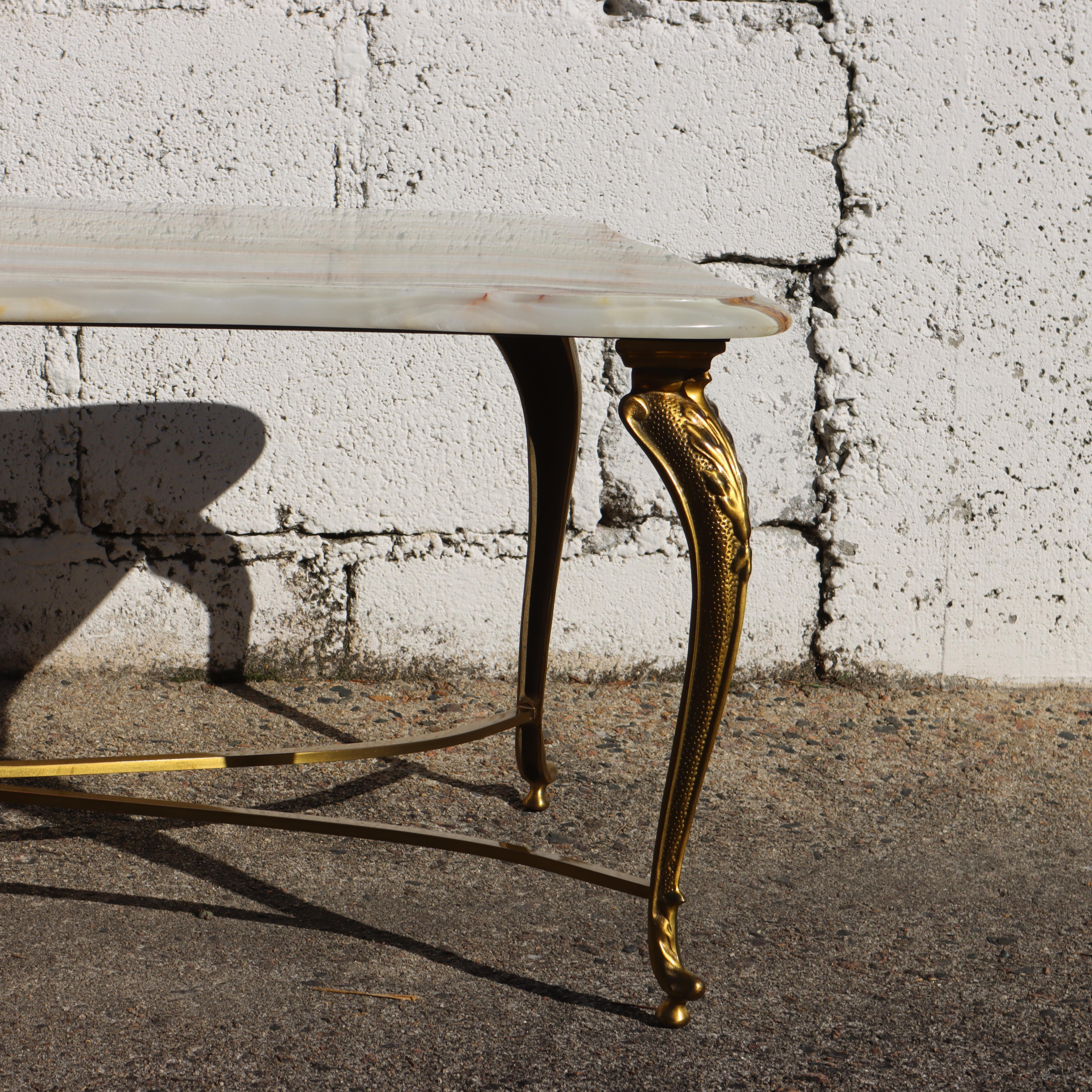 Vintage Onyx Marble and Brass Cocktail Table-Lounge Table Regency Style-70s en vente 6