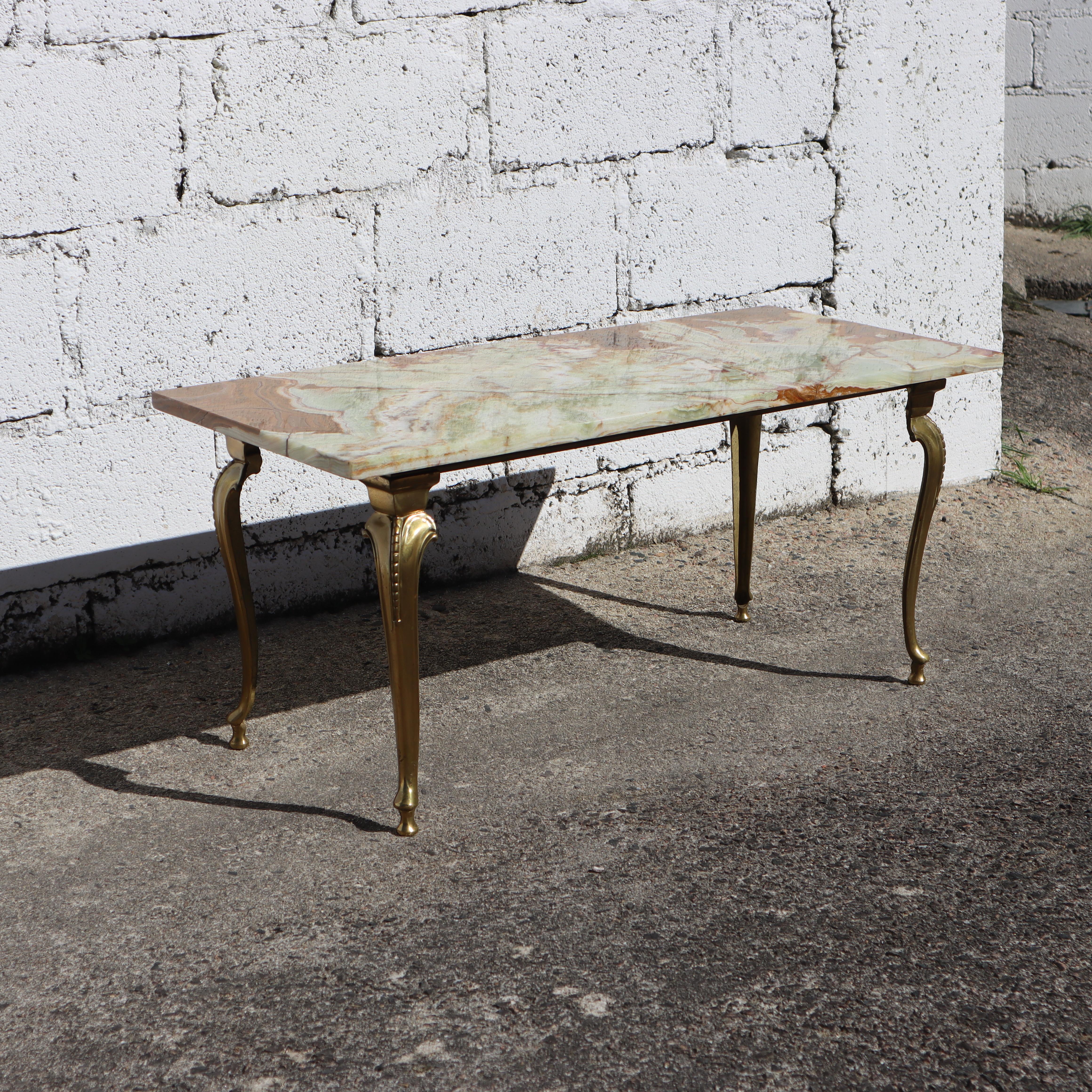 Vintage Onyx Marble and Brass Cocktail Table-Lounge Table-Style Louis XV-60s (Gegossen) im Angebot
