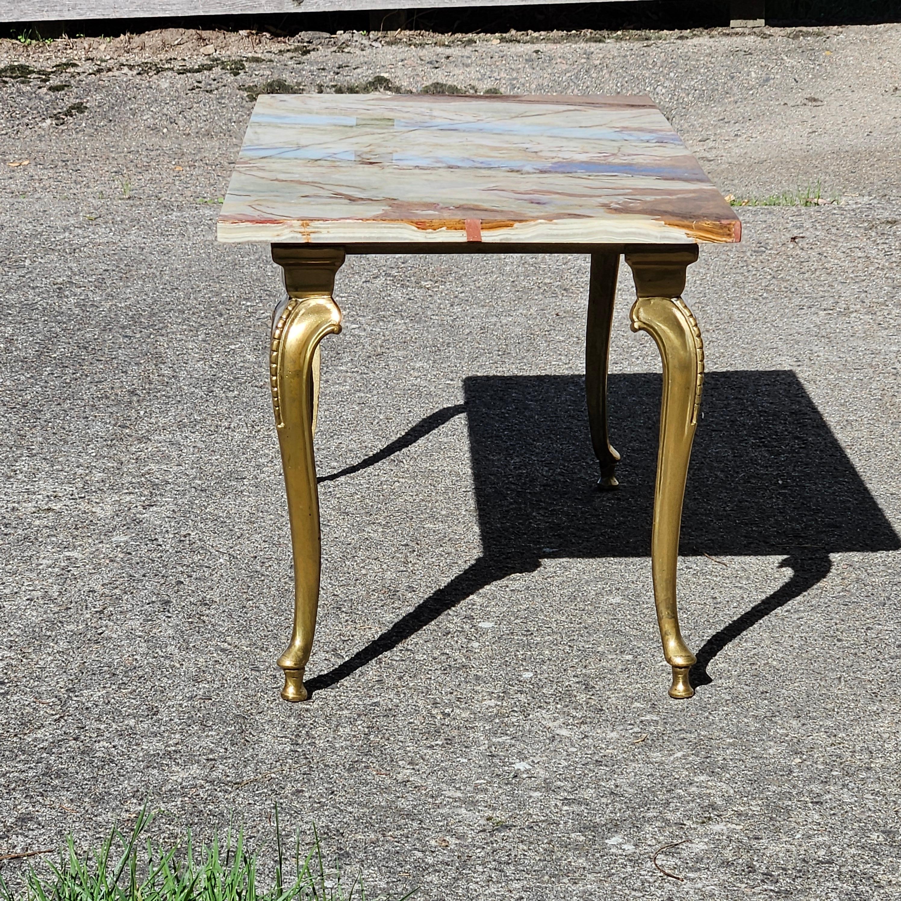 Vintage Onyx Marble and Brass Cocktail Table-Lounge Table-Style Louis XV-60s (Mitte des 20. Jahrhunderts) im Angebot