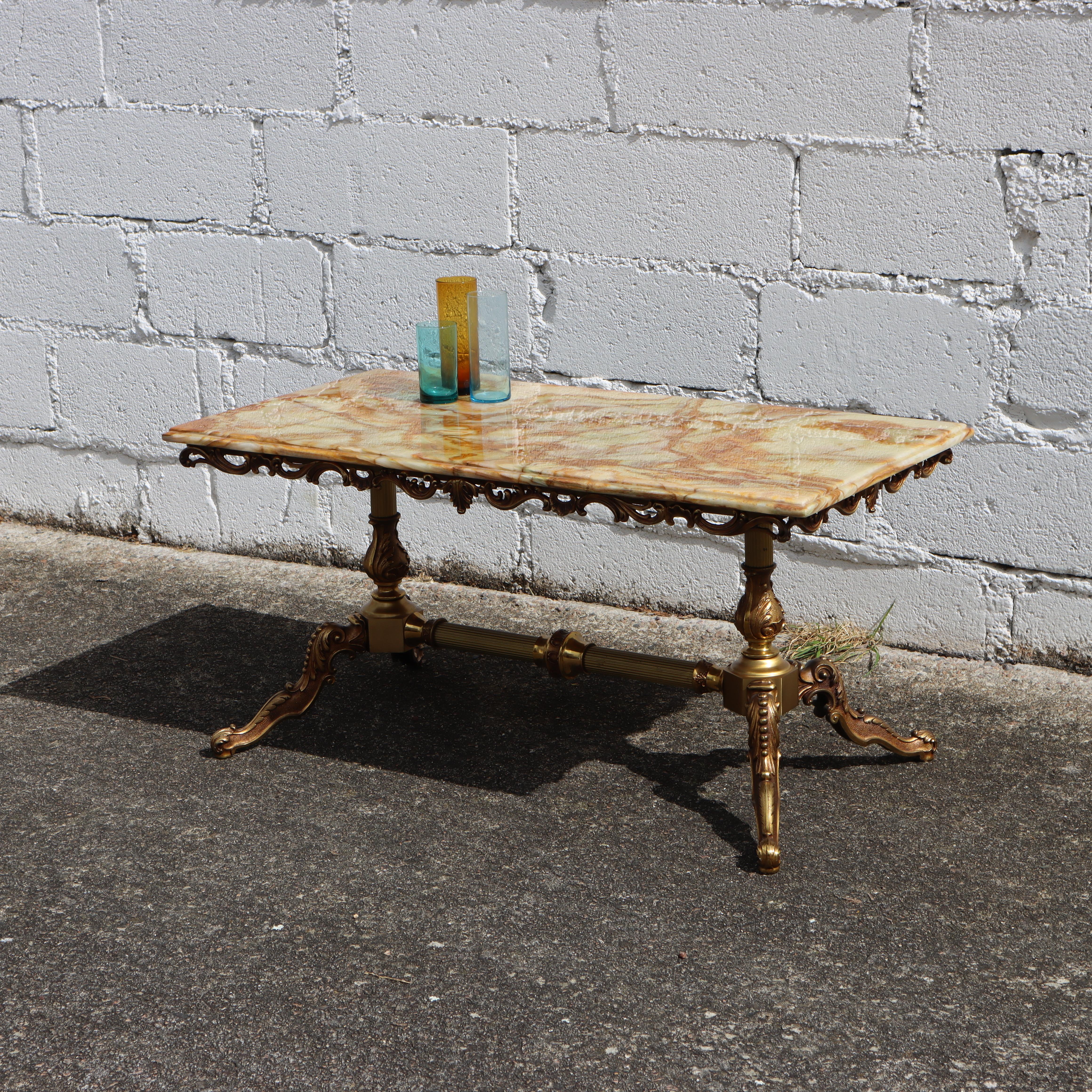 Vintage Onyx Marble &Bronze Coffee Table-Cocktail Table-Lounge Table-70s In Good Condition For Sale In Bussiere Dunoise, Nouvel Aquitaine