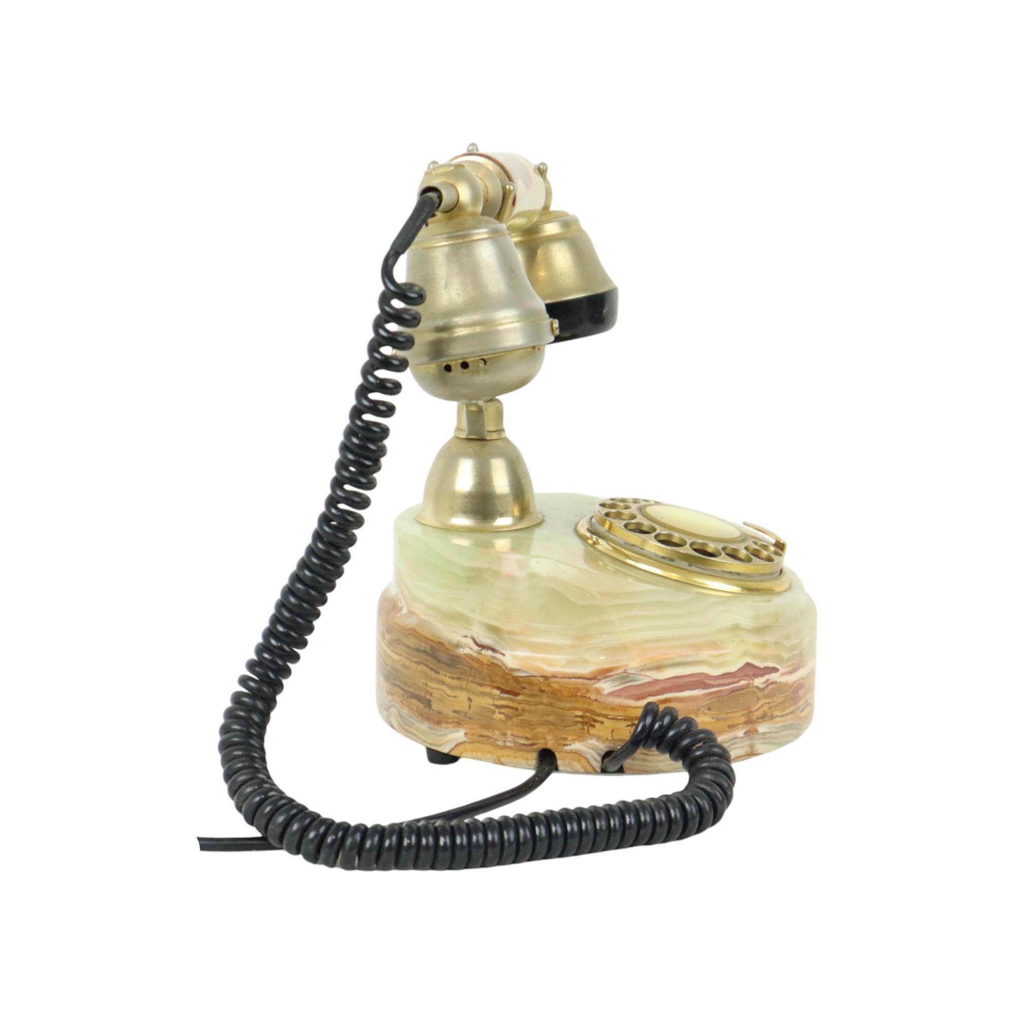 Vintage Onyx Marble Turntable Telephone 18 Carat Gold Italy In Good Condition For Sale In Poperinge, BE