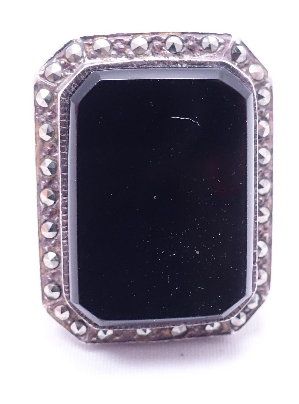 Women's or Men's Vintage Onyx, Marcasite & Sterling Silver Ring, Size 8 For Sale