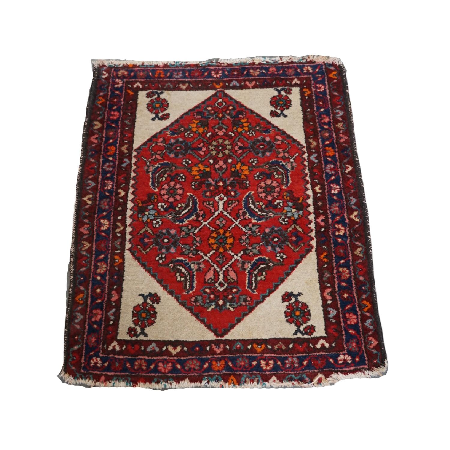 Offered this vintage oriental rug with bright colors 100x80cm.

Let your home shine with this beautiful rug. It has beautiful colors and beautiful details. These types of rugs are not only a popular item for a living room, but also think of the
