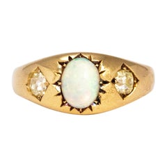 Vintage Opal and Diamond 15 Carat Gold Ring