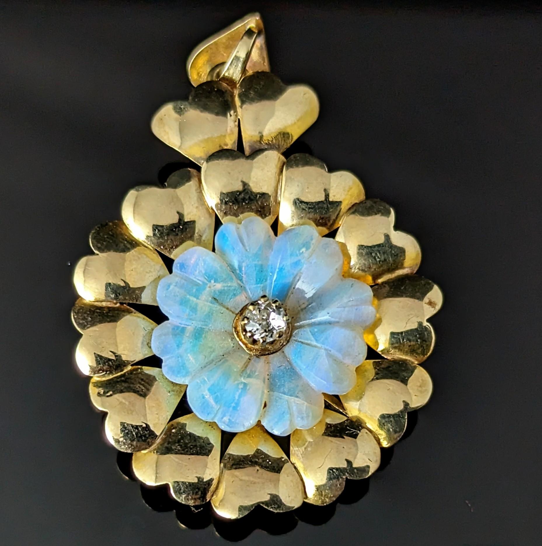 Vintage Opal and Diamond flower pendant, 9k gold, hearts  In Good Condition For Sale In NEWARK, GB