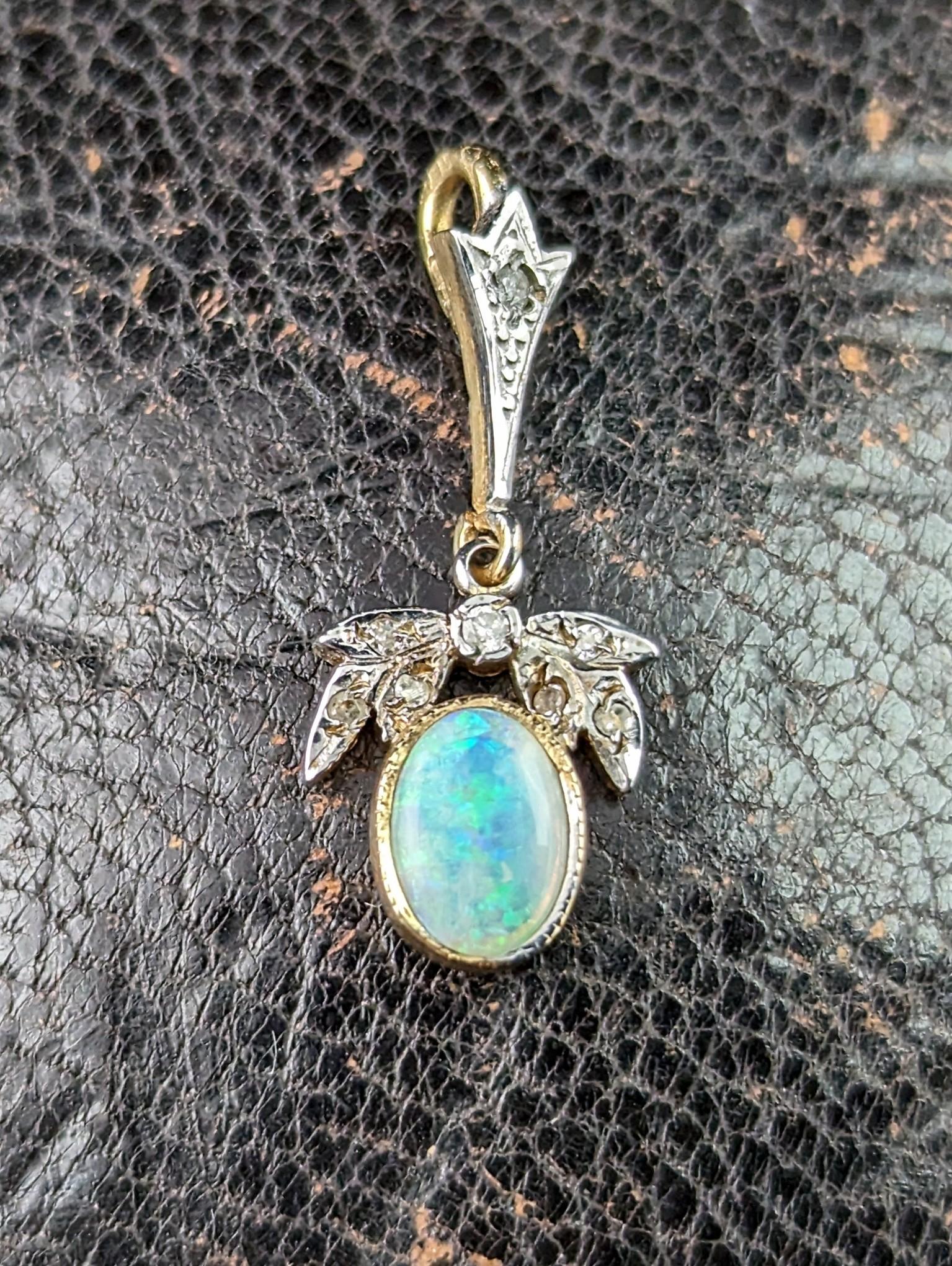 Vintage Opal and Diamond pendant, 9k gold, Dainty, Art Deco style  7