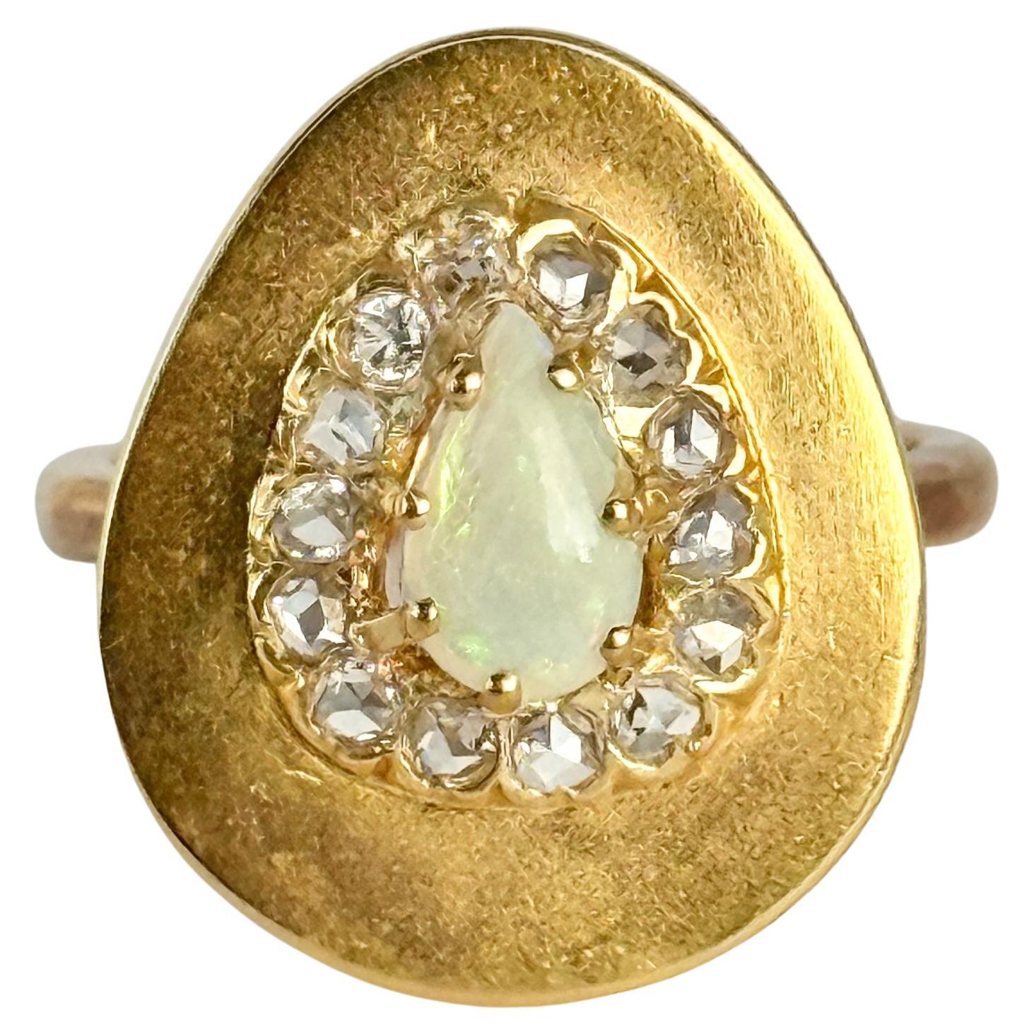 Anello da cocktail frontale in oro 22 carati con opale e diamanti taglio rosa d
epoca