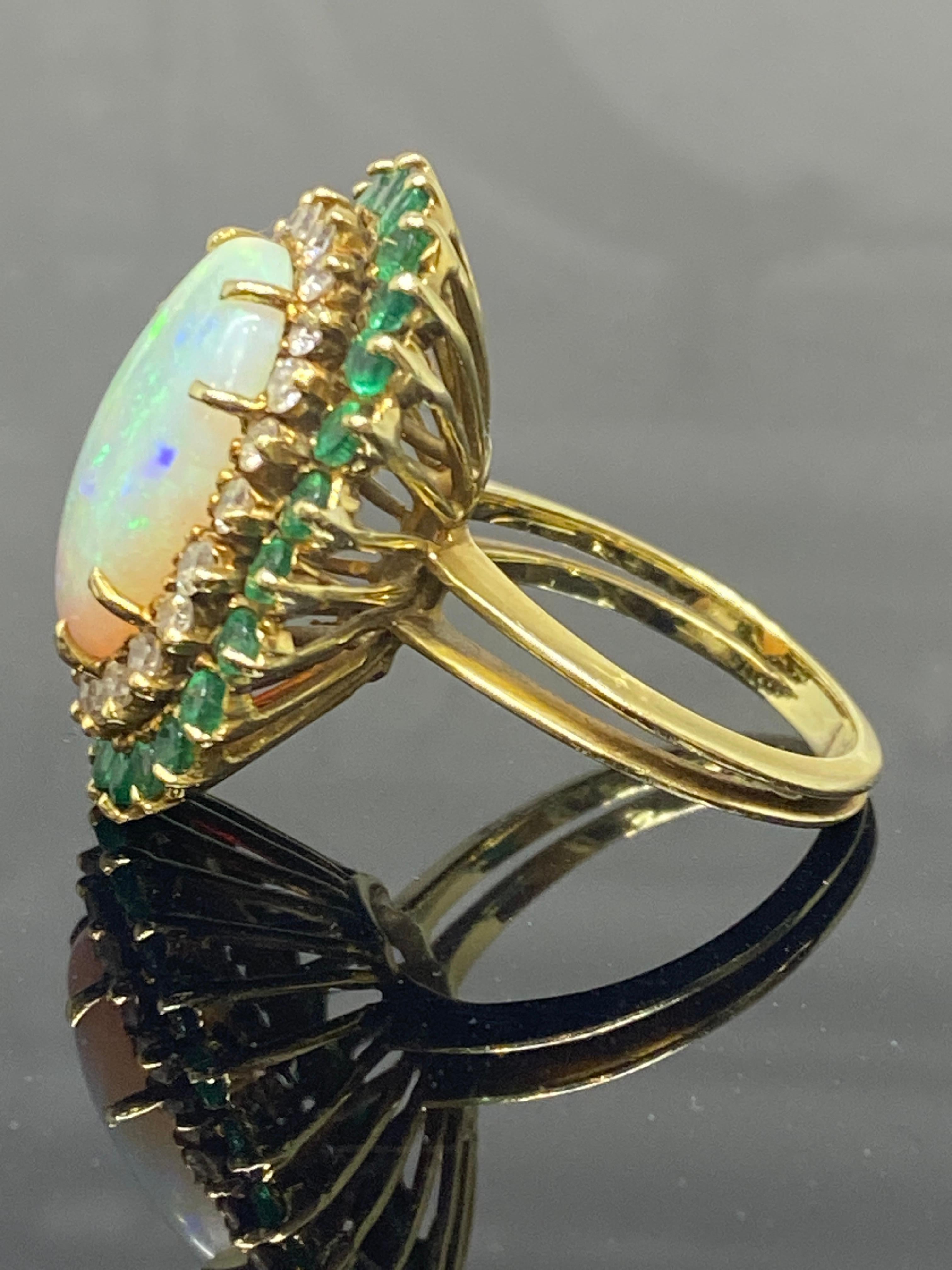 Vintage Opal Cabochon Diamond Emerald & 18k Yellow Gold Cocktail Ring For Sale 1