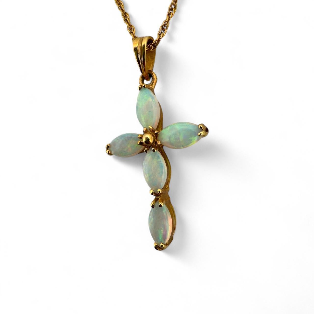 Collier pendentif croix opale vintage et chaîne en or rose 14K Pour femmes en vente