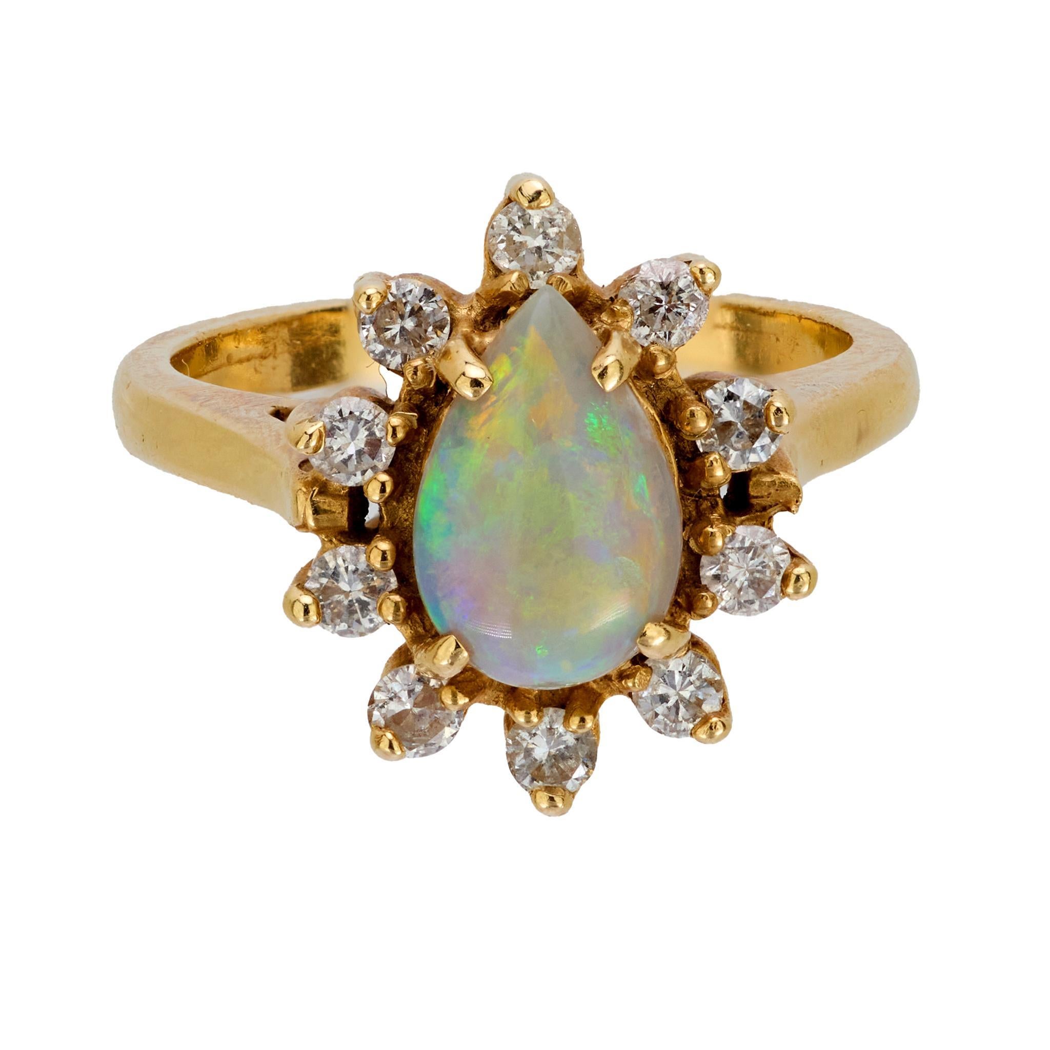 Modern Vintage opal diamond 14k yellow gold cluster ring For Sale