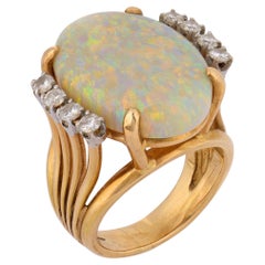 Bague cocktail vintage en or jaune 14 carats avec opale et diamants