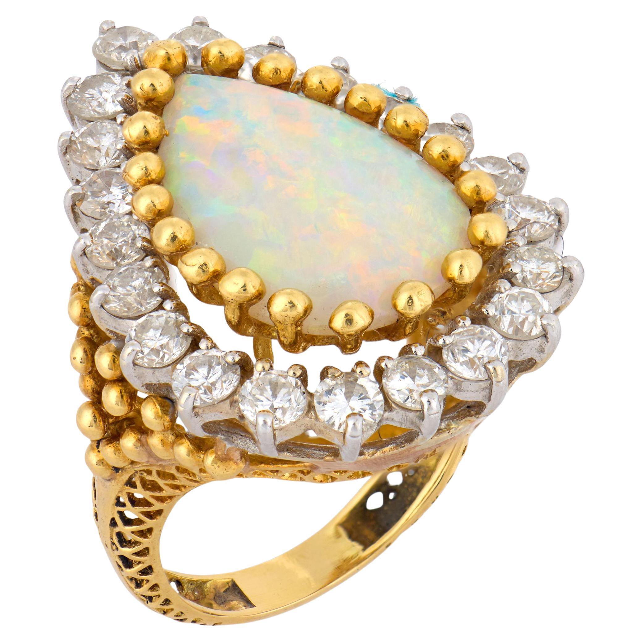 Bague cocktail vintage en or jaune 18 carats avec opale et diamants