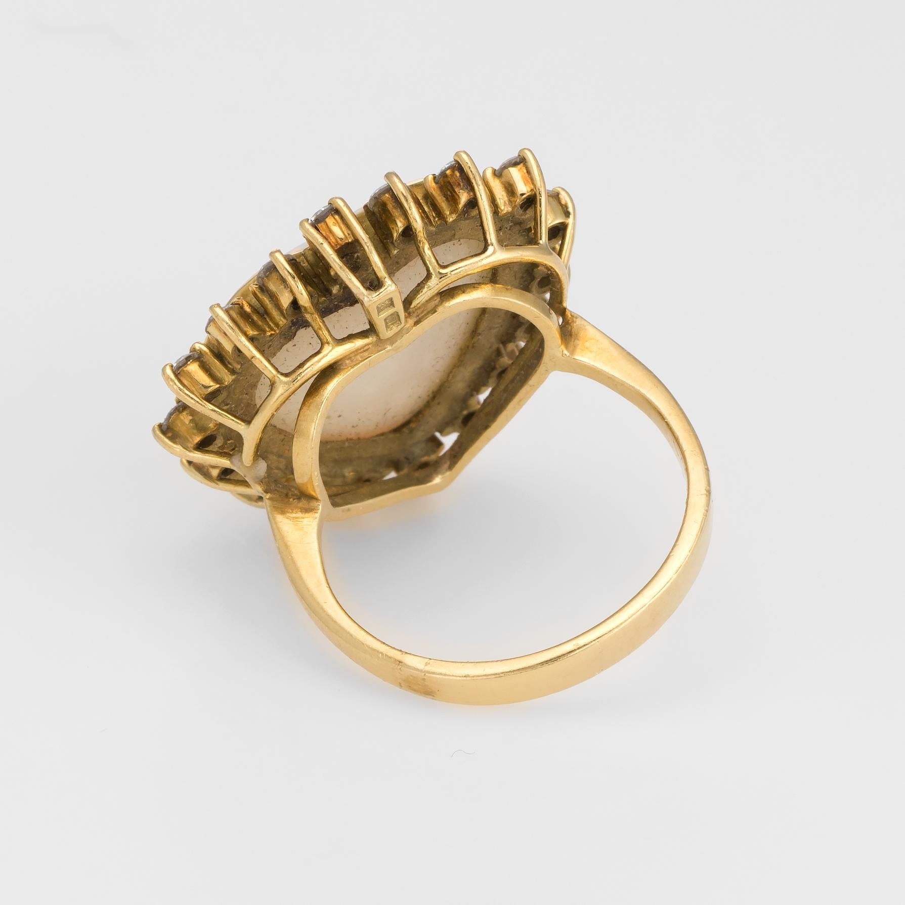 Modern Vintage Opal Heart Diamond Ring 18 Karat Gold Natural Gem Estate Fine Jewelry