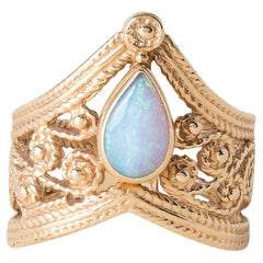 Anello Vintage Opal Pear Shape Princess Crown in oro giallo 14K