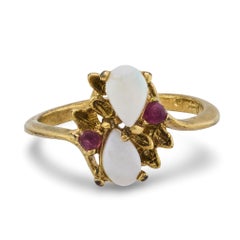 Vintage opal ruby 14k yellow gold ring