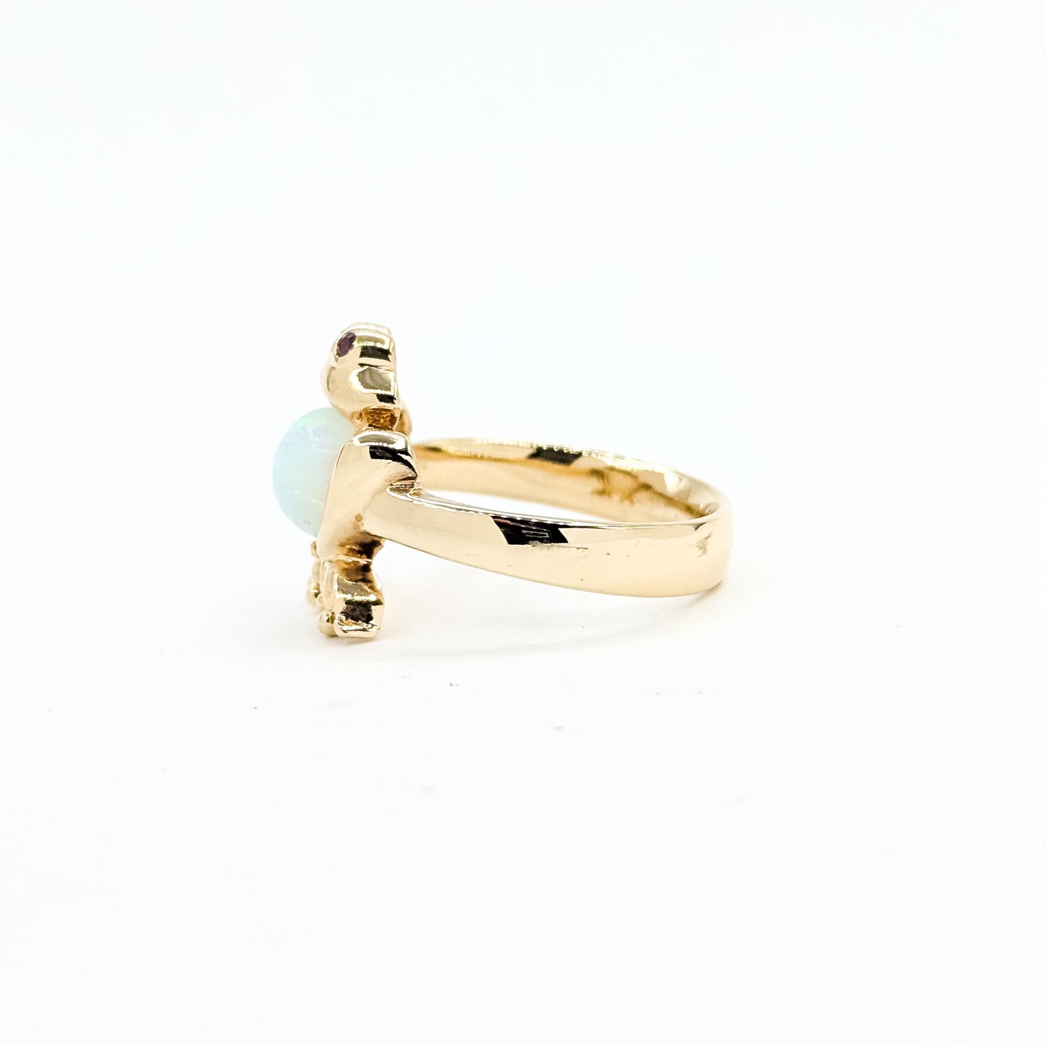 Anello Opale e Rubino Rana d'epoca in 14 carati in vendita 3