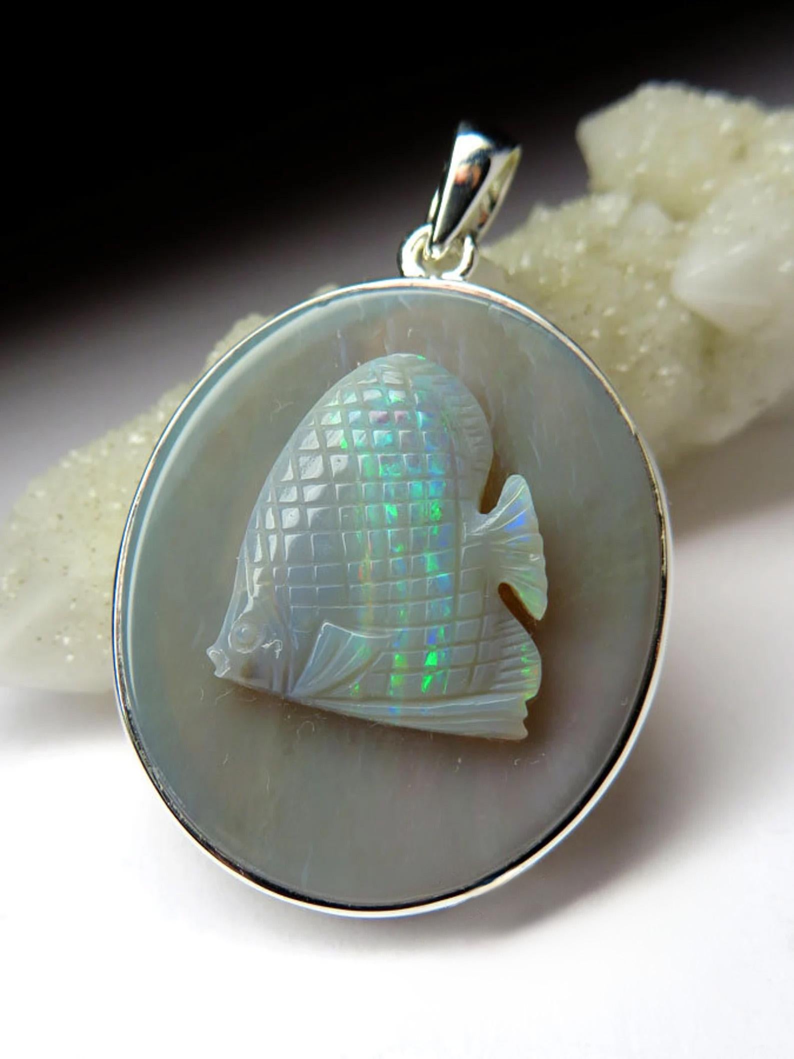 Vintage Opal Silver Pendant Natural Australian Carving Gemstone Unisex fish For Sale 1