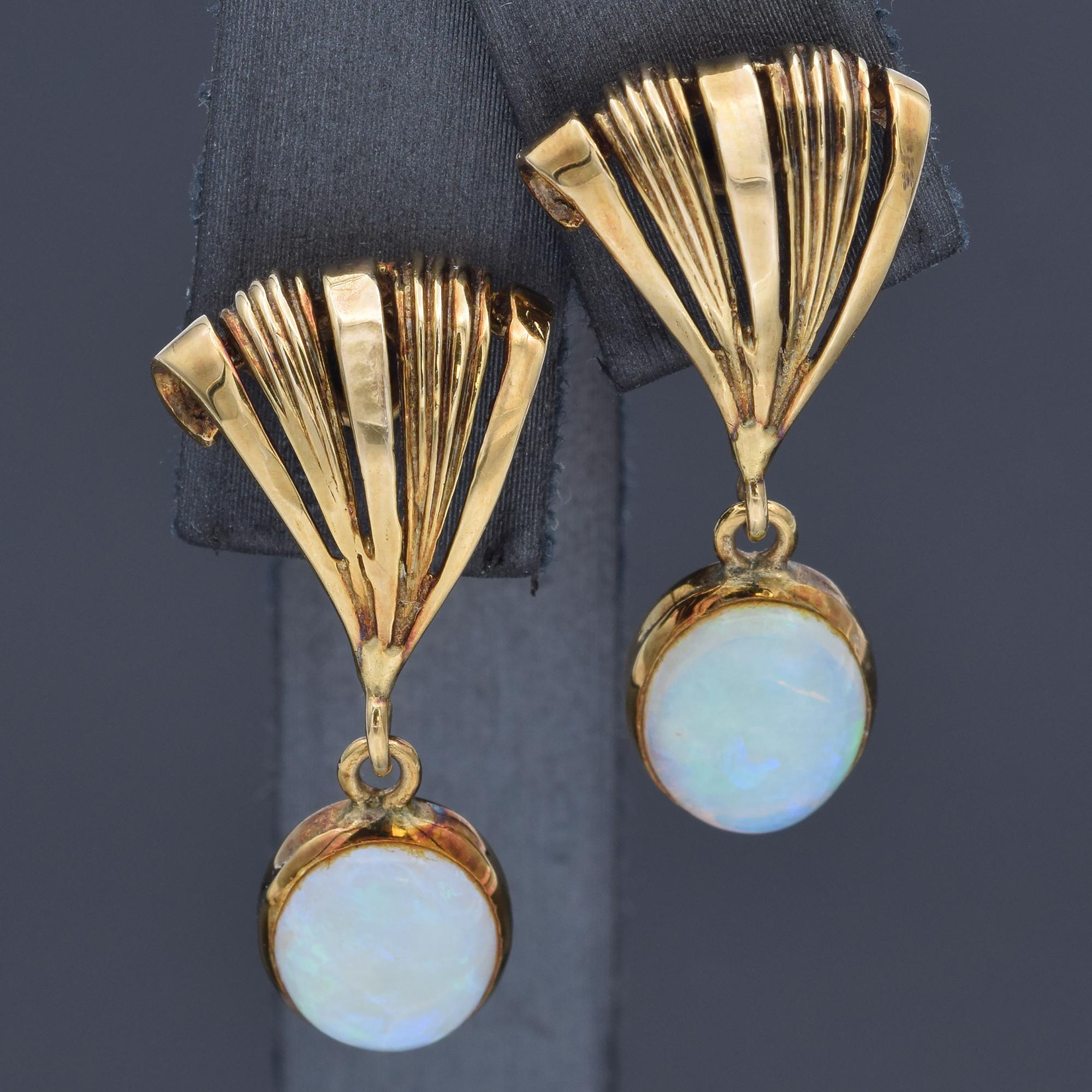Vintage Opal Yellow Gold Dangle Earrings In Good Condition In New York, NY