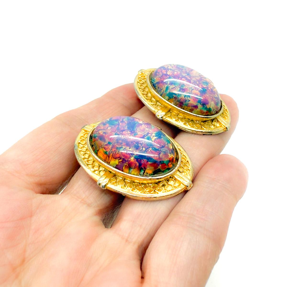 Vintage Opaline Cabochon Ohrringe 1970er im Angebot 1