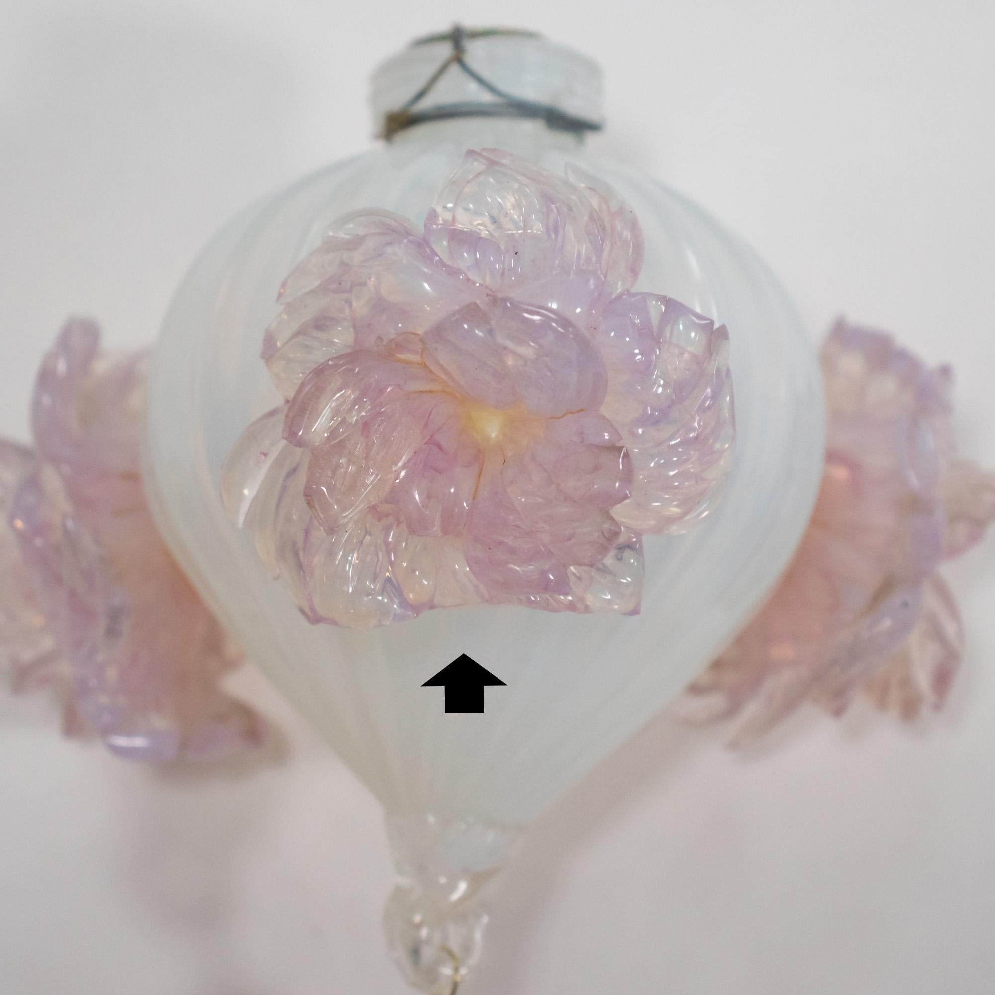 Lampadario opalino di Murano d'epoca alla maniera di Giuseppe Briati in vendita 1