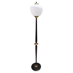Lampada da terra vintage in vetro opalino, faggio e ottone con base in marmo, Italia