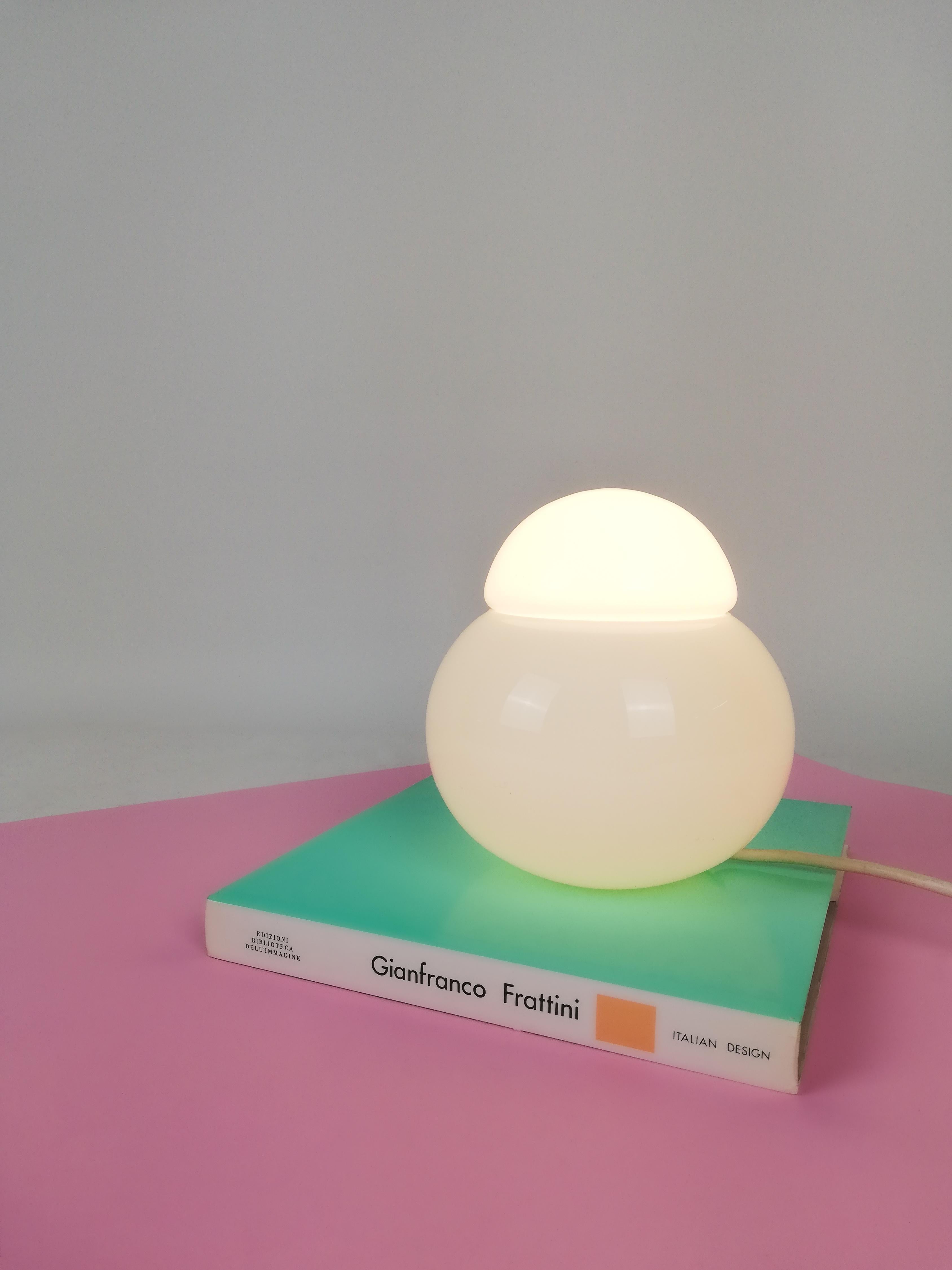 20th Century Vintage Opaline Table Lamp Daruma by Sergio Asti for Candel, Italy, 1960s For Sale