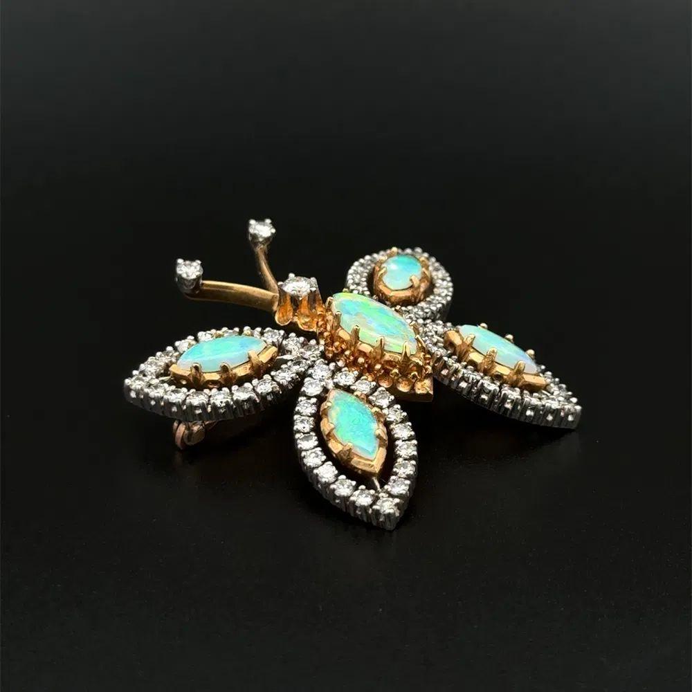 Vintage Opale und Diamant 2-Ton Gold Schmetterling Brosche Pin (Gemischter Schliff) im Angebot