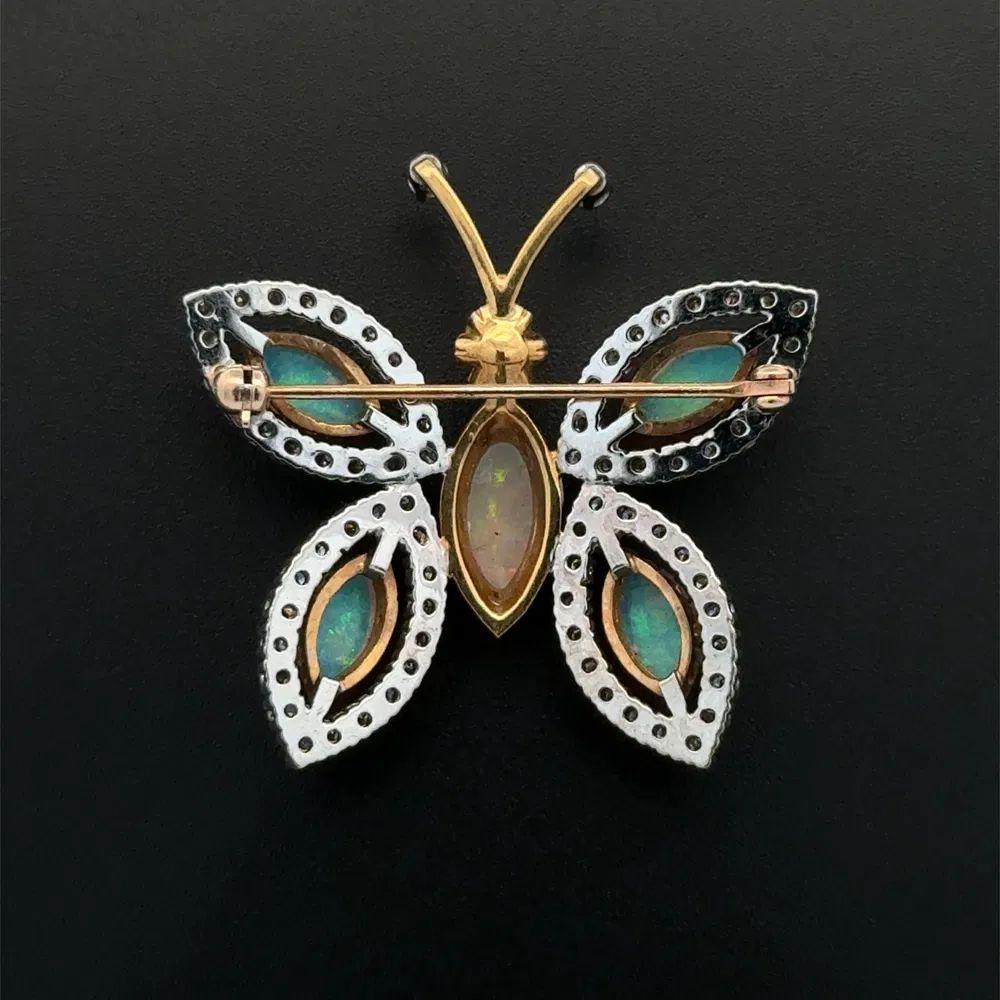 Vintage Opale und Diamant 2-Ton Gold Schmetterling Brosche Pin im Zustand „Hervorragend“ im Angebot in Montreal, QC
